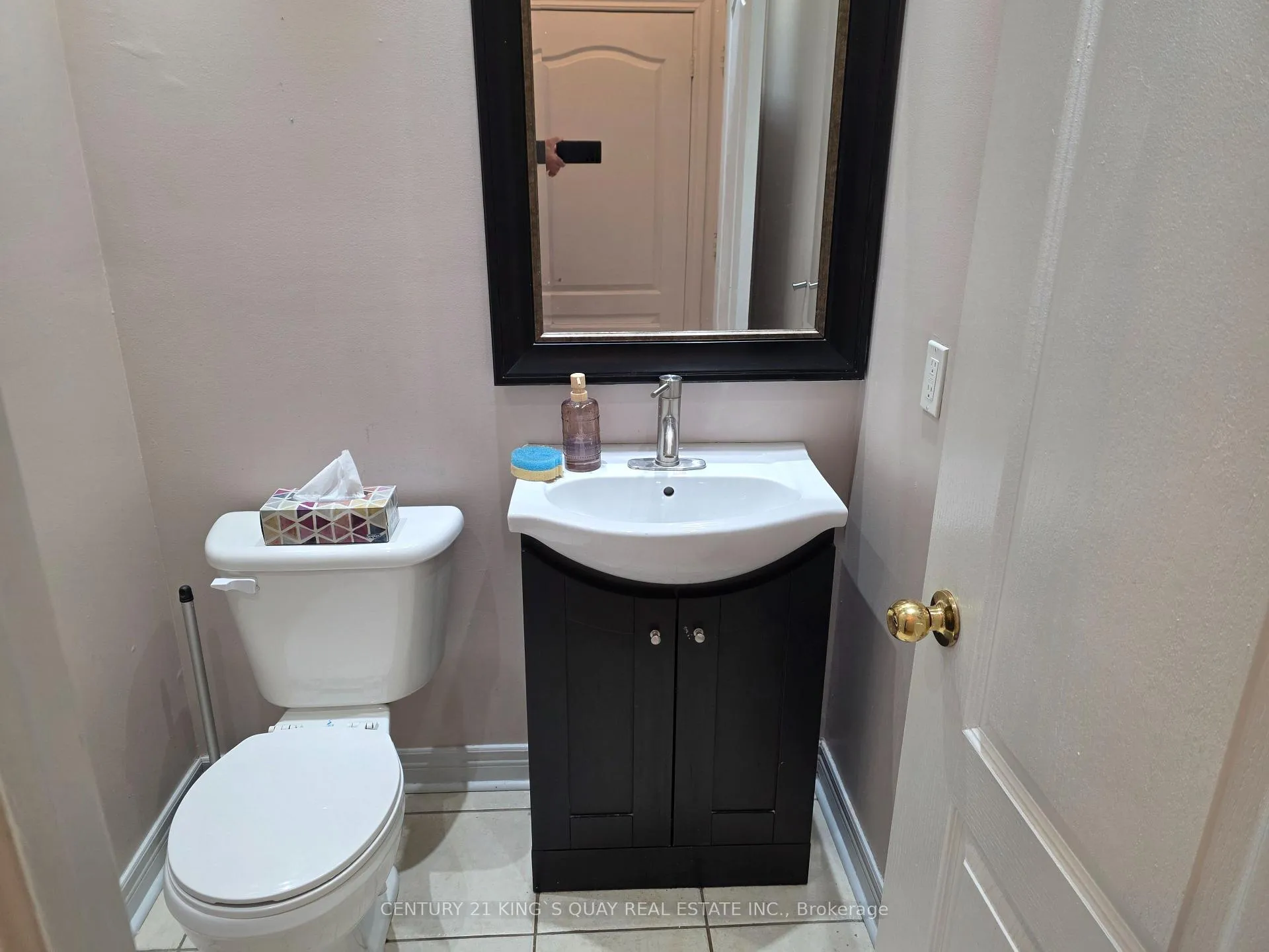 Photo 7 of 120 Flagstone Way, Newmarket, Woodland Hill — HOMEH