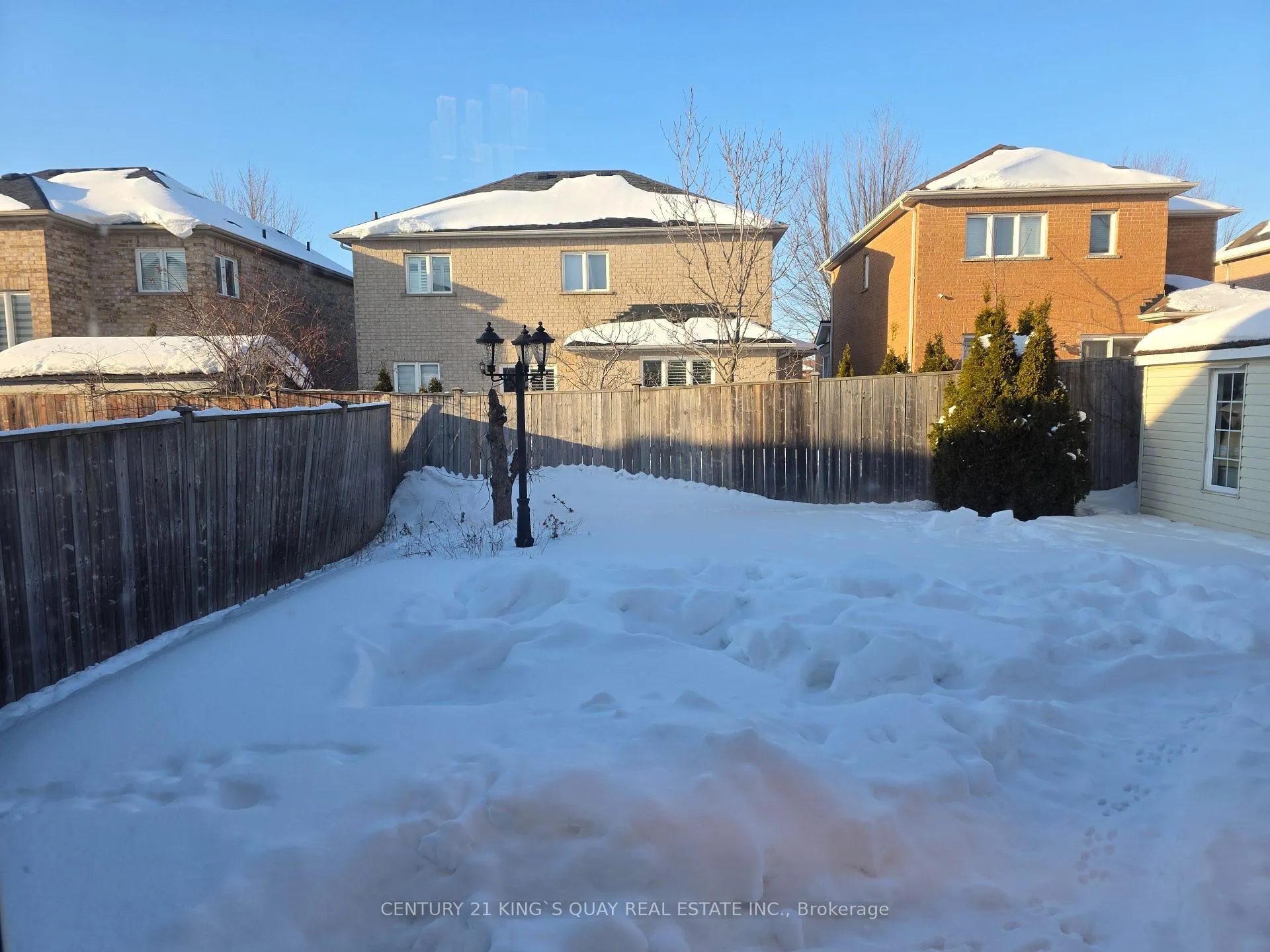 Photo 19 of 120 Flagstone Way, Newmarket, Woodland Hill — HOMEH