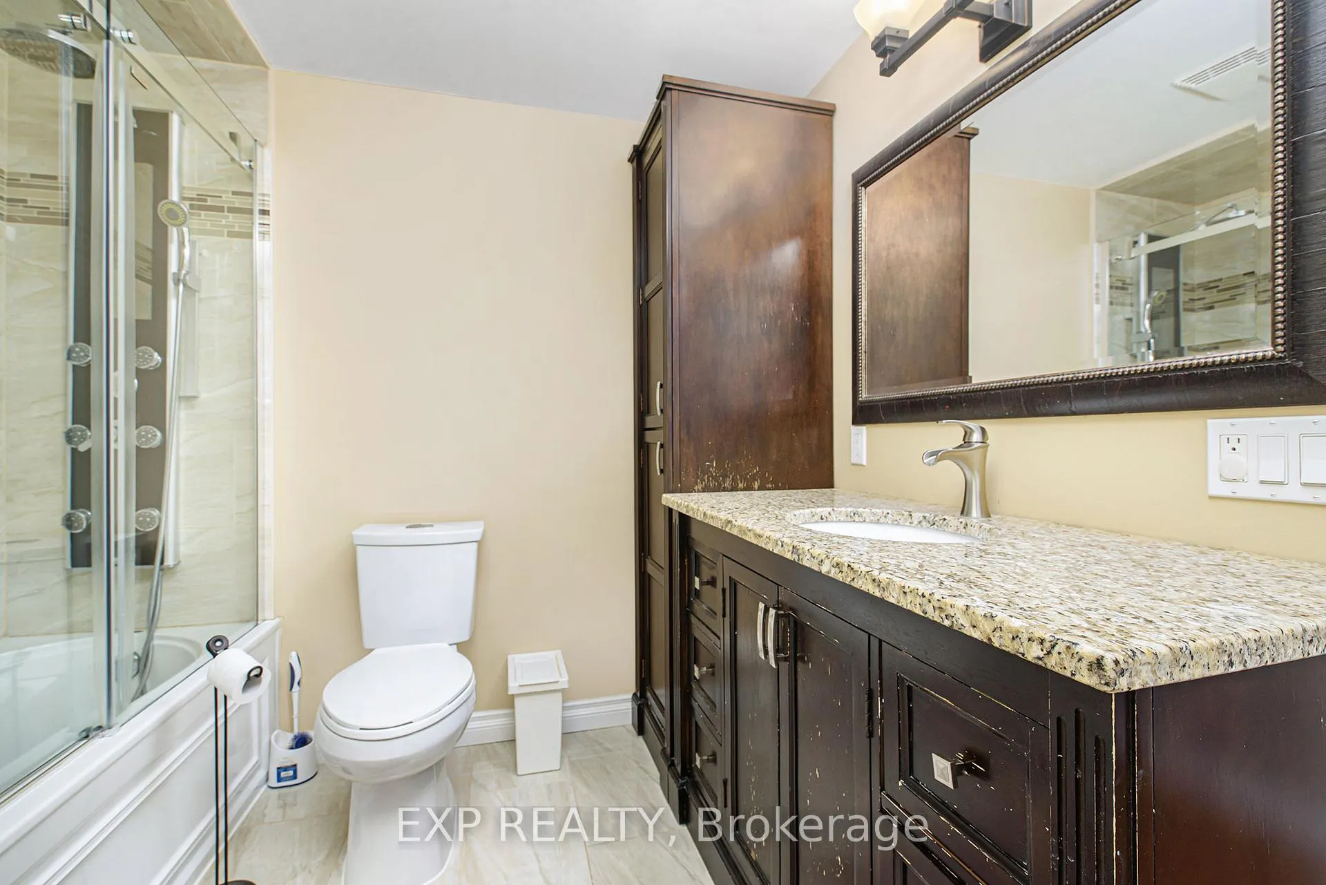 Photo 19 of 1513 Queenswood Crescent, Ottawa, Bilberry Creek/Queenswood Heights — HOMEH