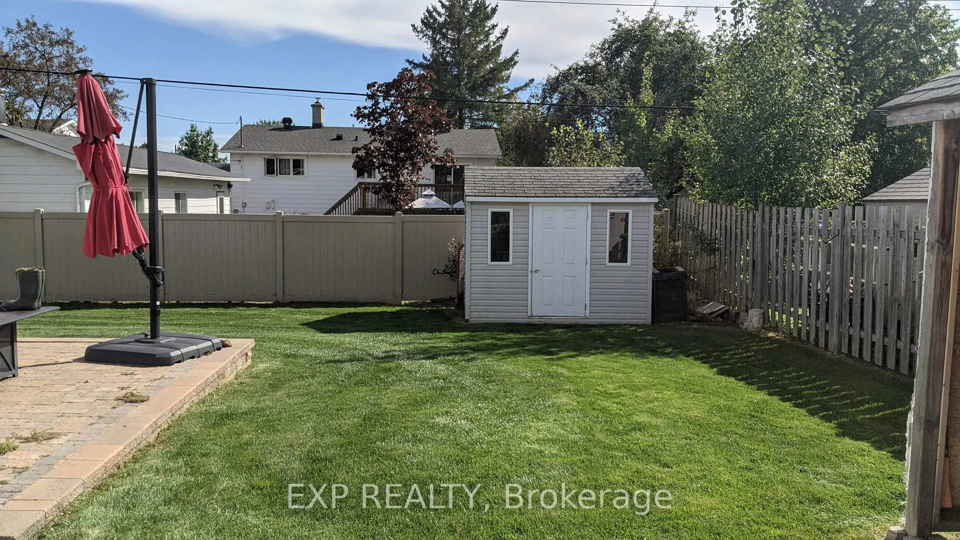 Photo 22 of 1513 Queenswood Crescent, Ottawa, Bilberry Creek/Queenswood Heights — HOMEH