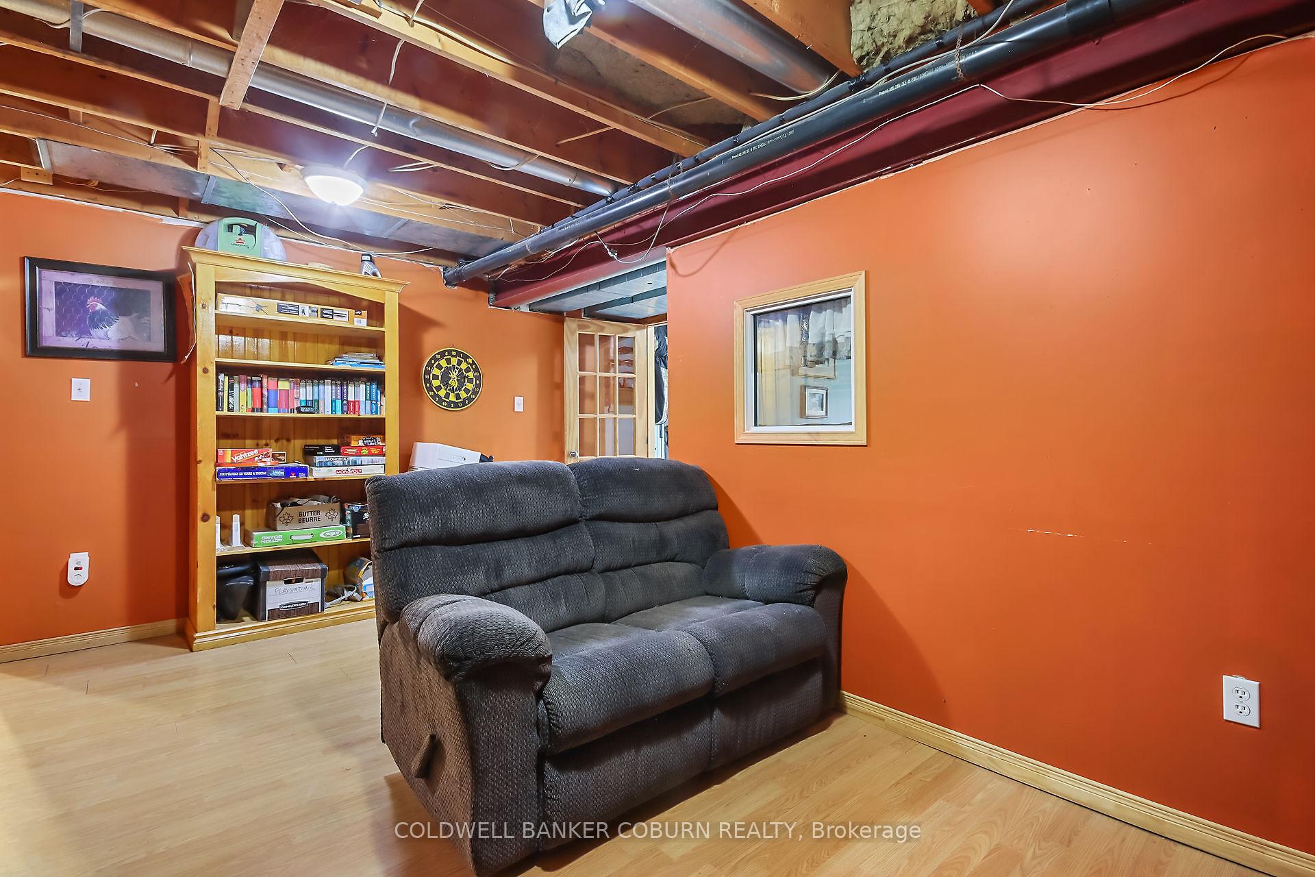 Photo 25 of 10658 Main Street, North Dundas, North Dundas (Mountain) Twp — HOMEH