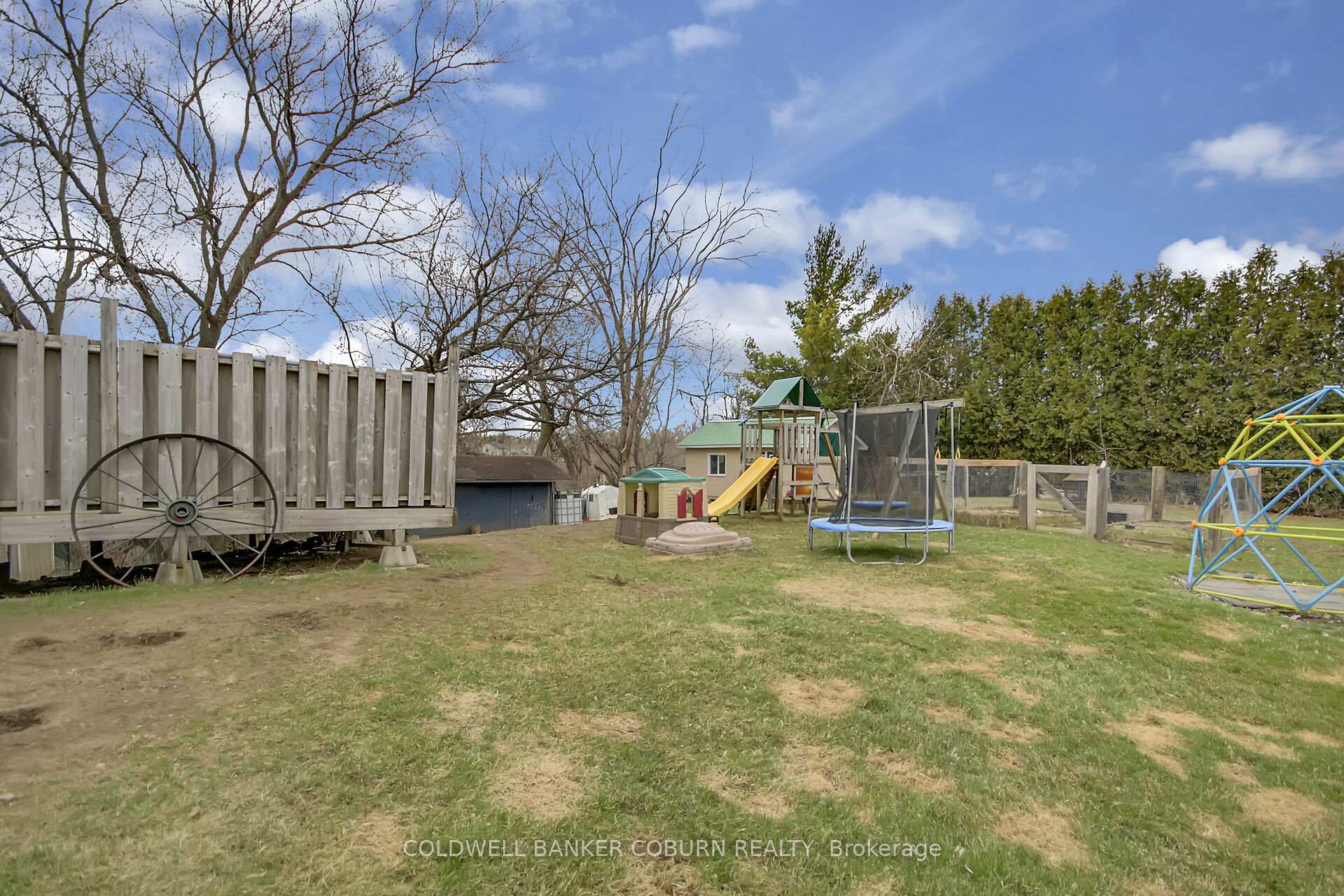 Photo 32 of 10658 Main Street, North Dundas, North Dundas (Mountain) Twp — HOMEH