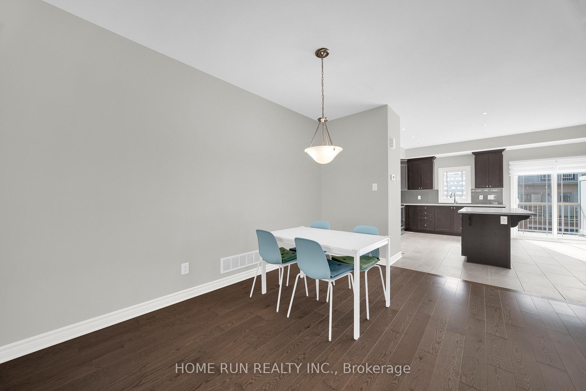Photo 16 of 347 LeBoutillier Avenue, Ottawa, Carson Meadows — HOMEH