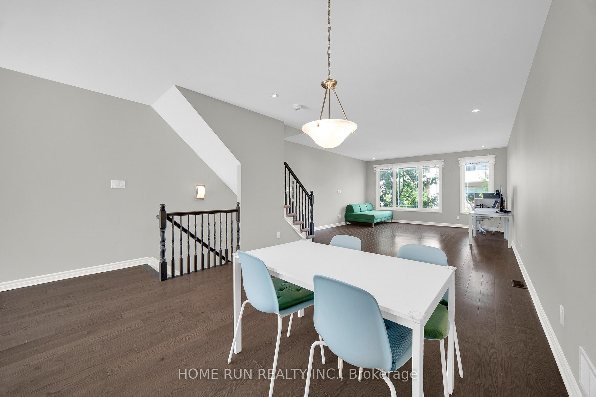 Photo 17 of 347 LeBoutillier Avenue, Ottawa, Carson Meadows — HOMEH