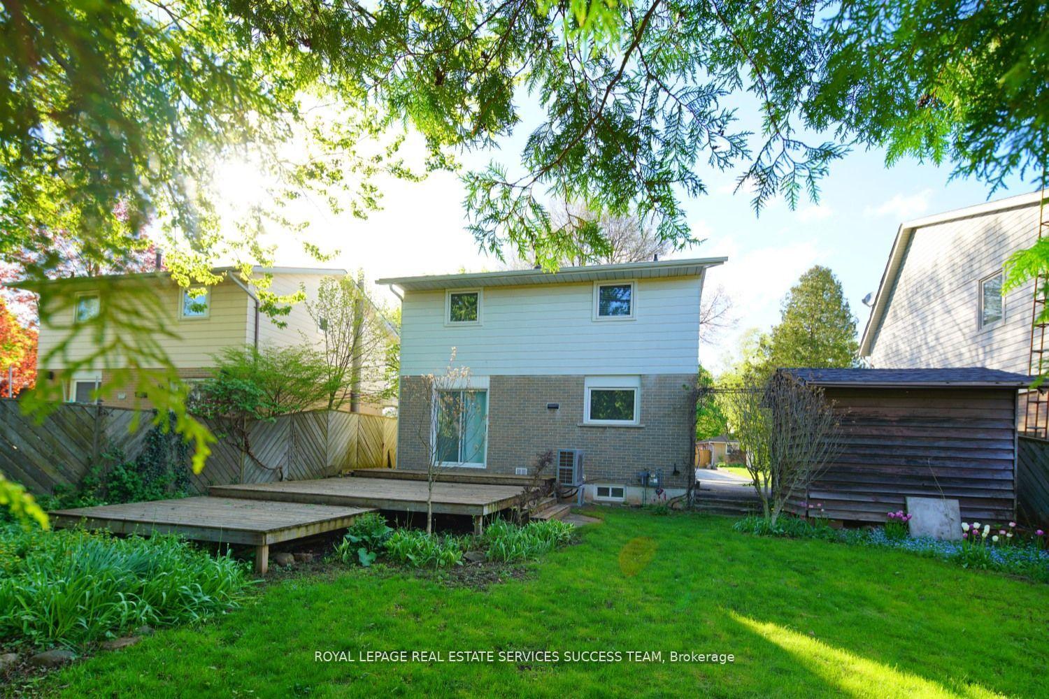 Photo 4 of 1355 Odessa Crescent, Oakville, College Park — HOMEH