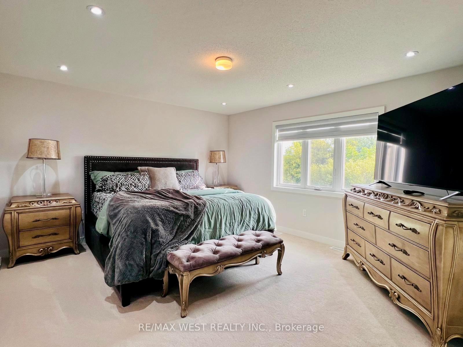 Photo 5 of 23 Butternut Drive, Norfolk, Simcoe — HOMEH