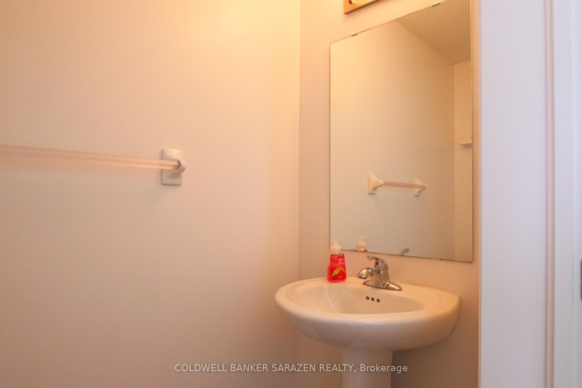 Photo 10 of 667 Spring Valley Drive, Ottawa, Mer Bleue/Bradley Estates/Anderson Park — HOMEH