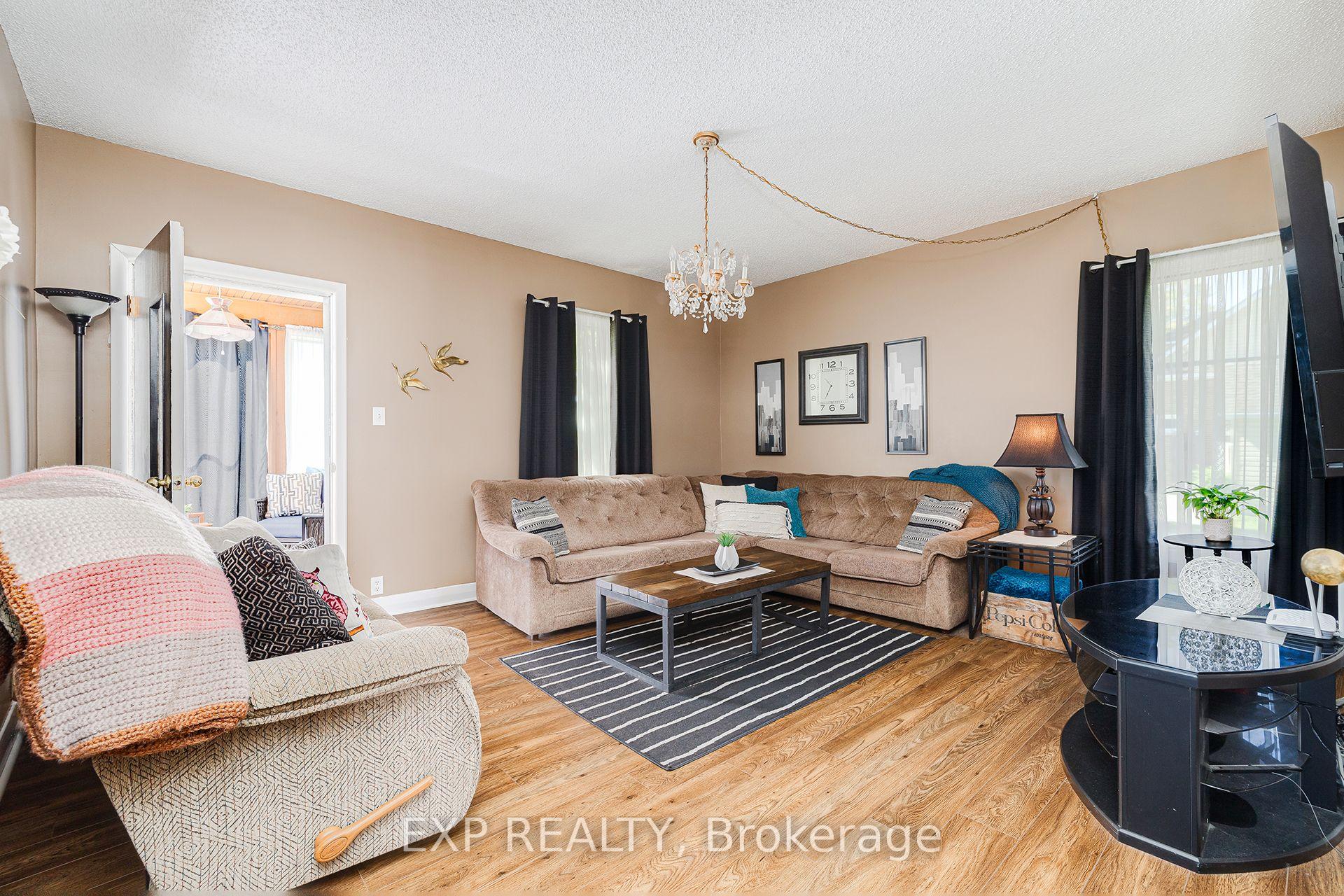 Photo 7 of 628 Josephine Street, North Huron, Wingham — HOMEH