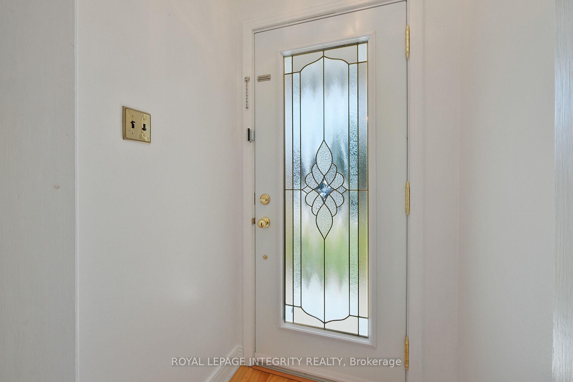 Photo 9 of 81 Drouin Avenue, Ottawa, Overbrook — HOMEH