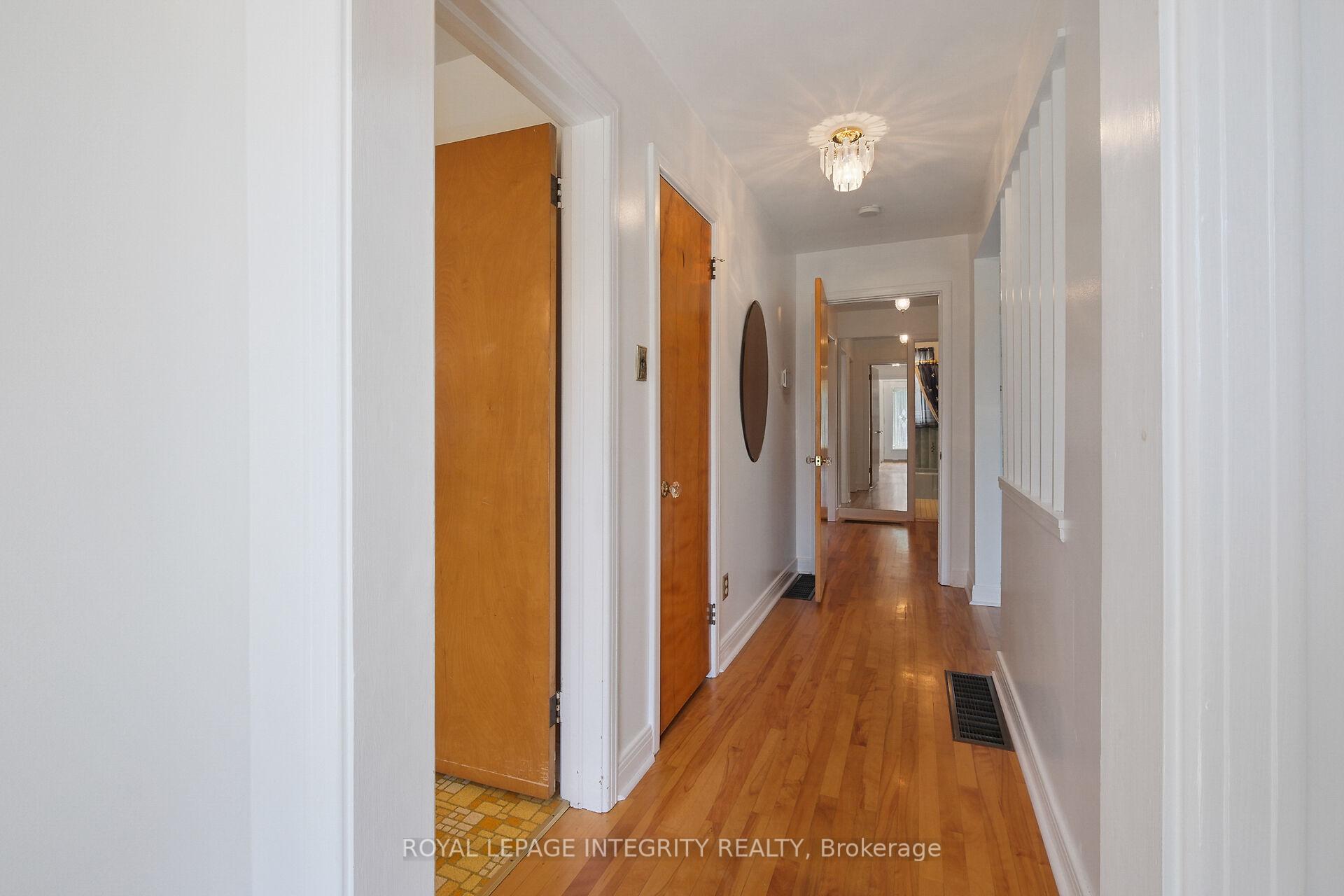 Photo 10 of 81 Drouin Avenue, Ottawa, Overbrook — HOMEH
