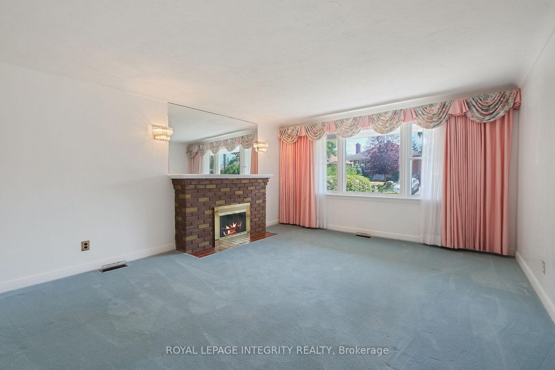Photo 12 of 81 Drouin Avenue, Ottawa, Overbrook — HOMEH