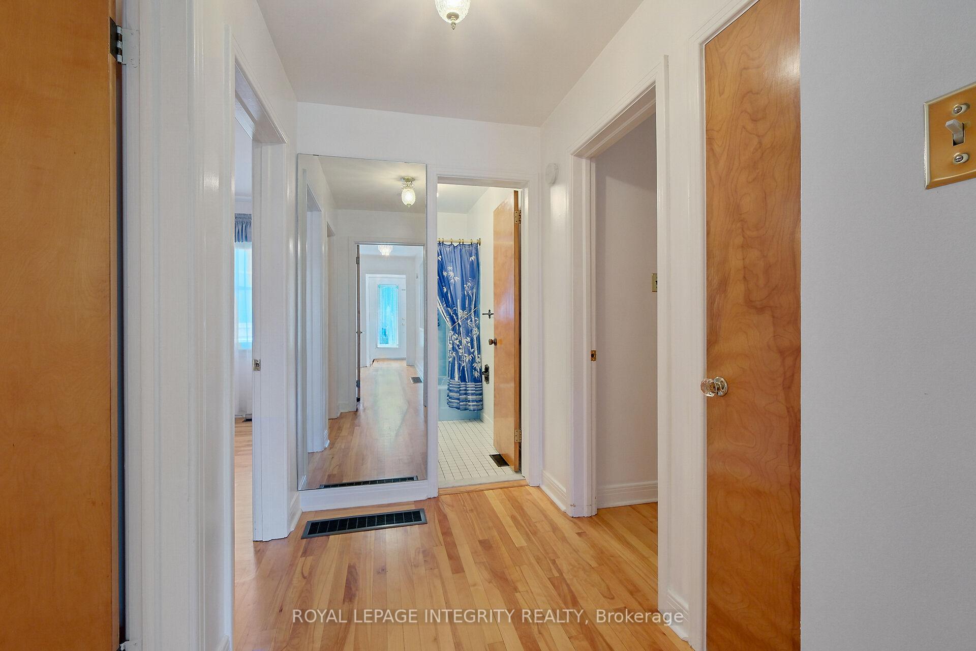Photo 16 of 81 Drouin Avenue, Ottawa, Overbrook — HOMEH