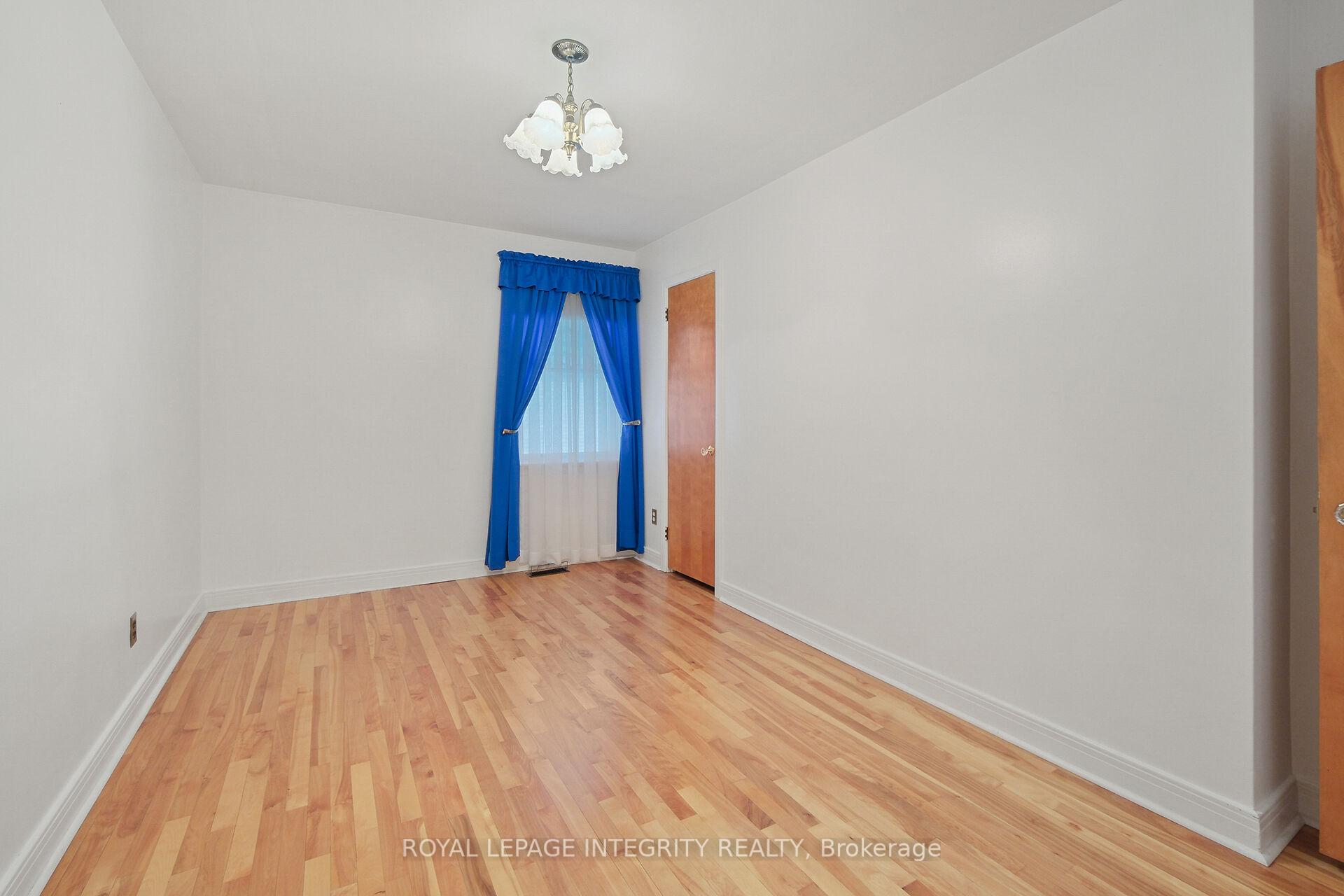 Photo 18 of 81 Drouin Avenue, Ottawa, Overbrook — HOMEH