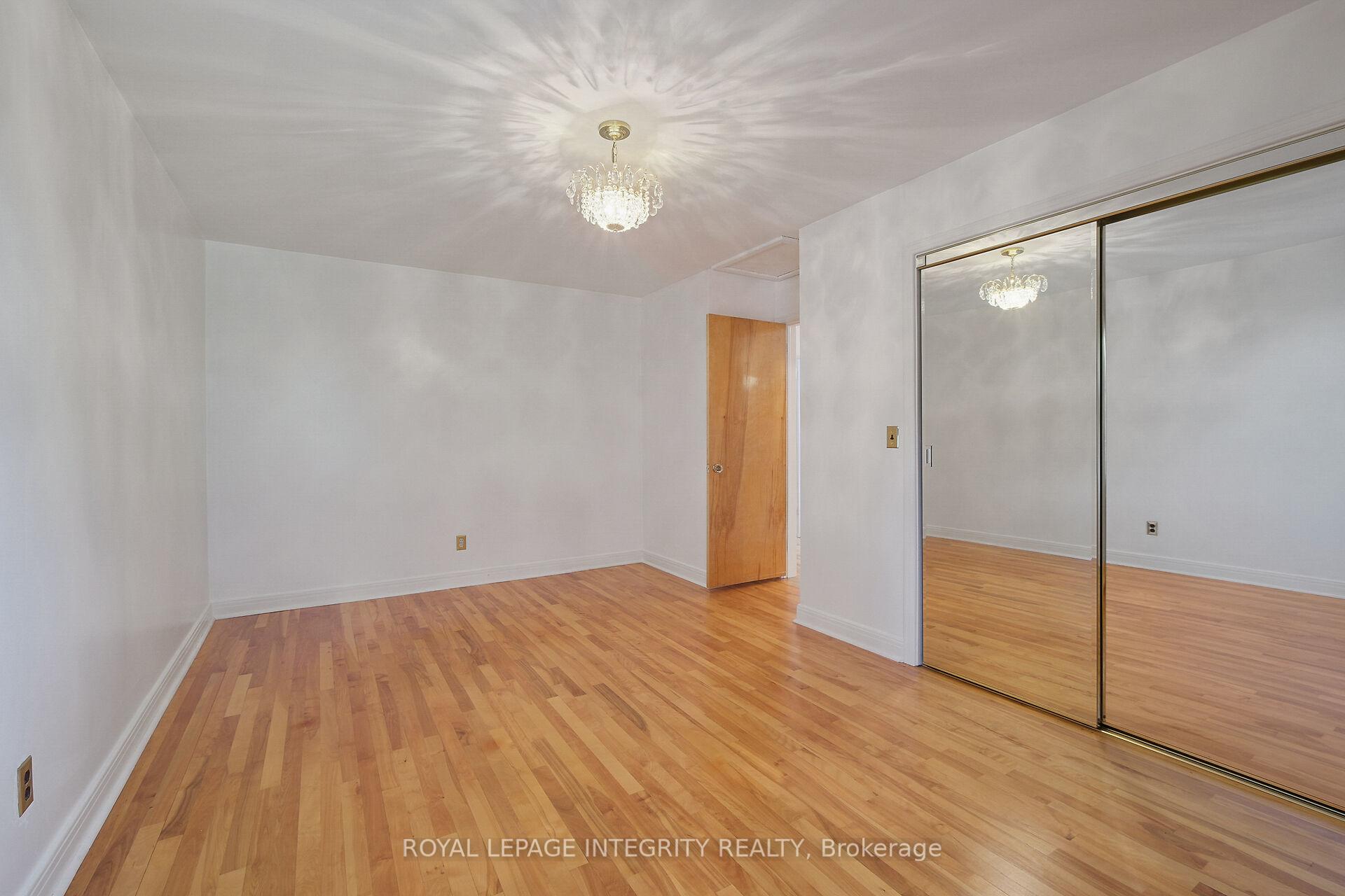 Photo 25 of 81 Drouin Avenue, Ottawa, Overbrook — HOMEH