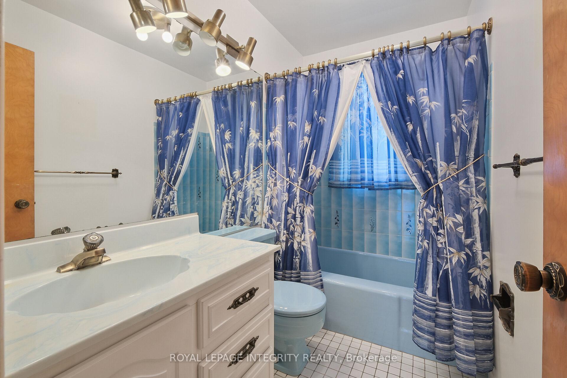 Photo 28 of 81 Drouin Avenue, Ottawa, Overbrook — HOMEH