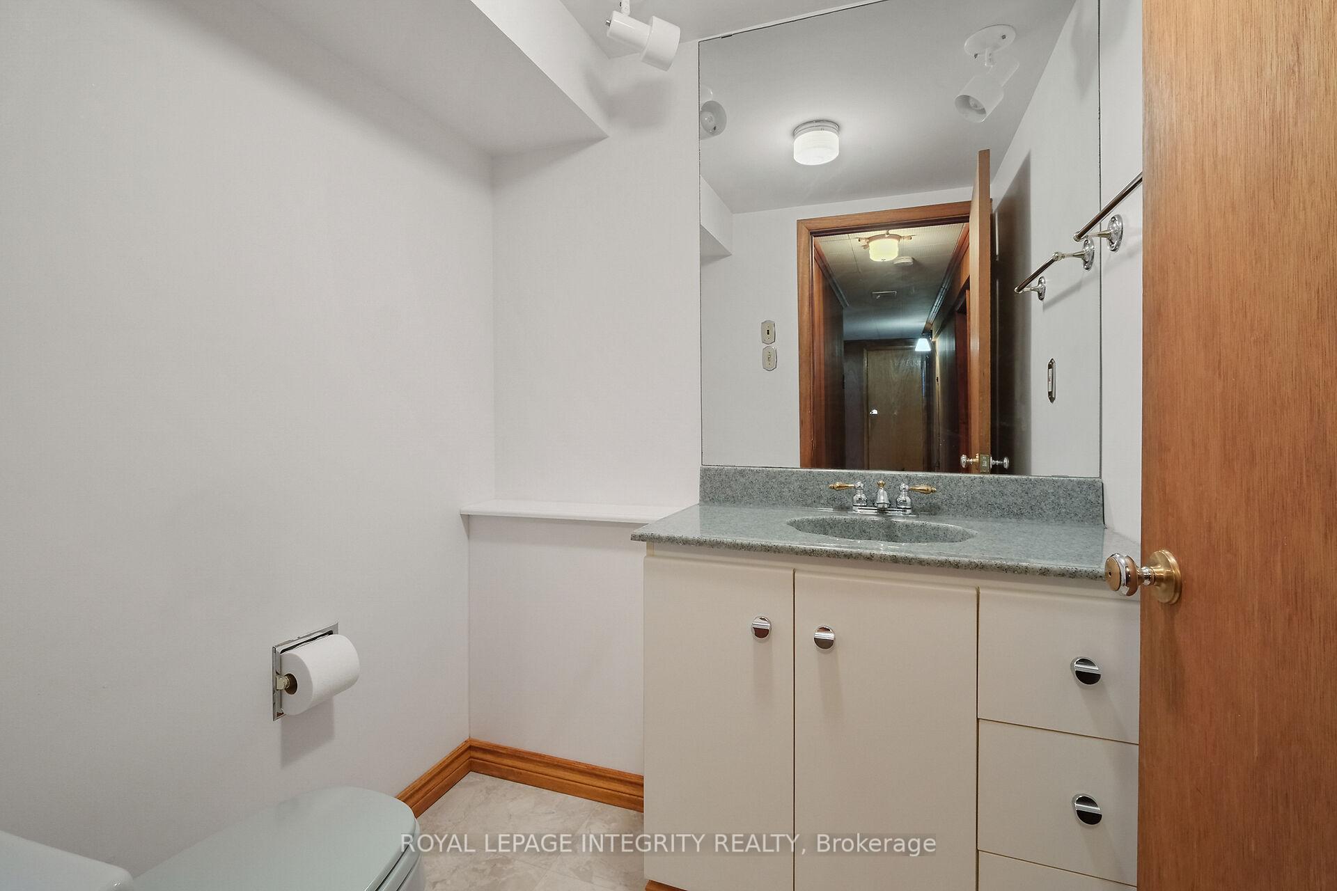 Photo 41 of 81 Drouin Avenue, Ottawa, Overbrook — HOMEH