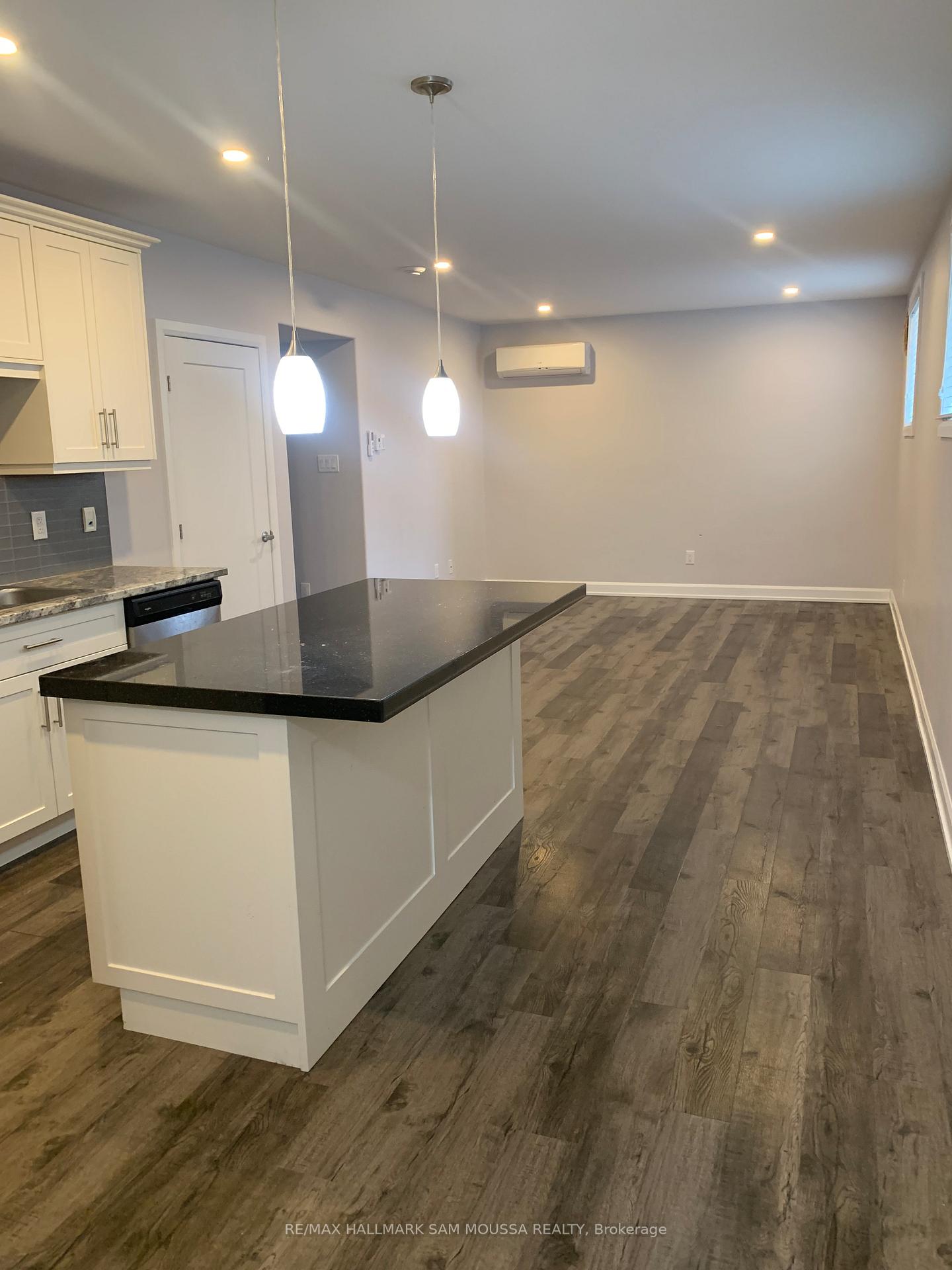 Photo 10 of Unit A, 29 Senators Gate Drive, Perth — HOMEH