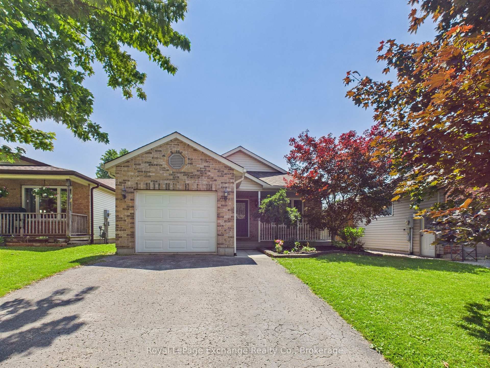 Photo 1 of 415 Highland Drive, North Huron, Wingham — HOMEH