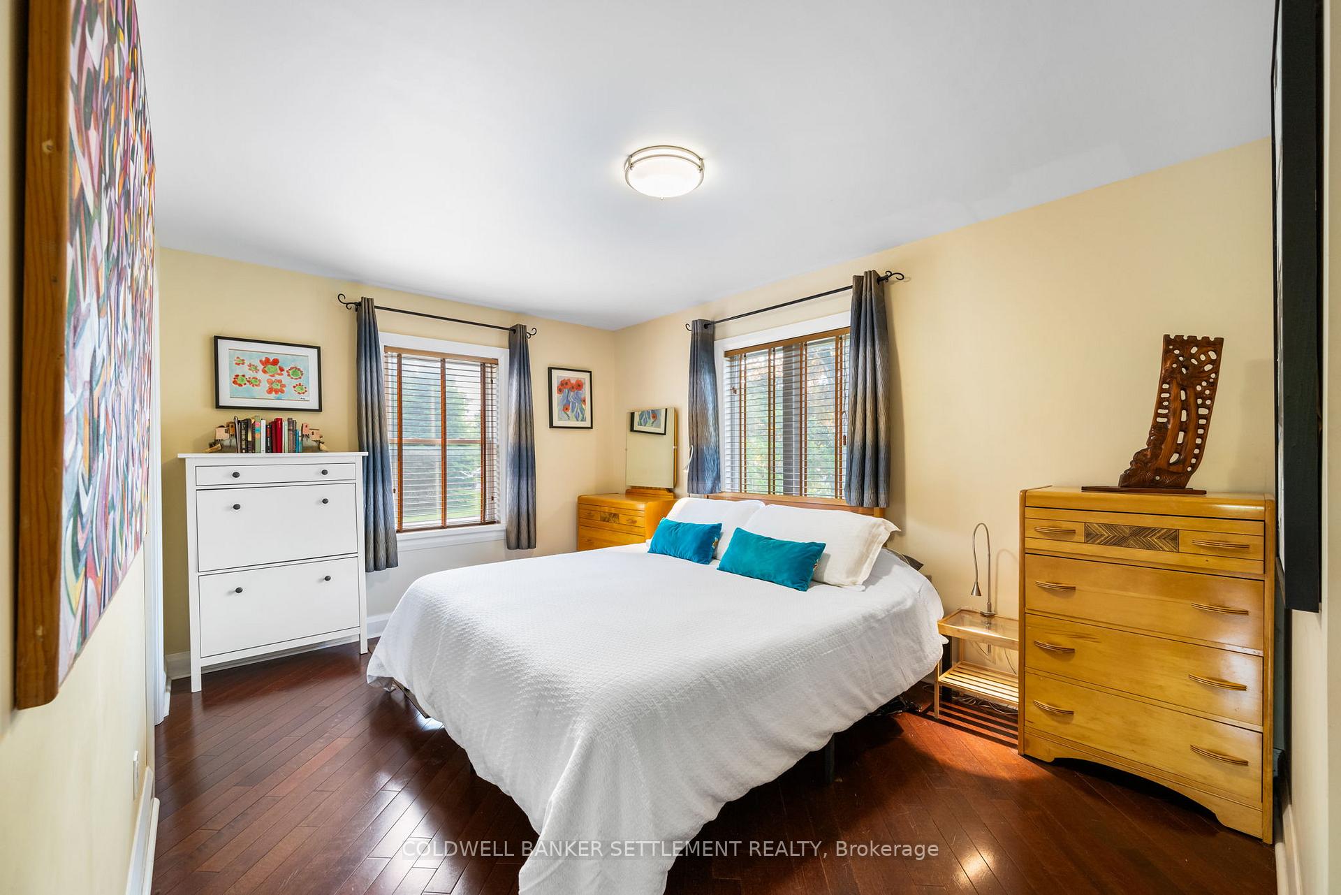 Photo 23 of 10 John Street, Perth — HOMEH