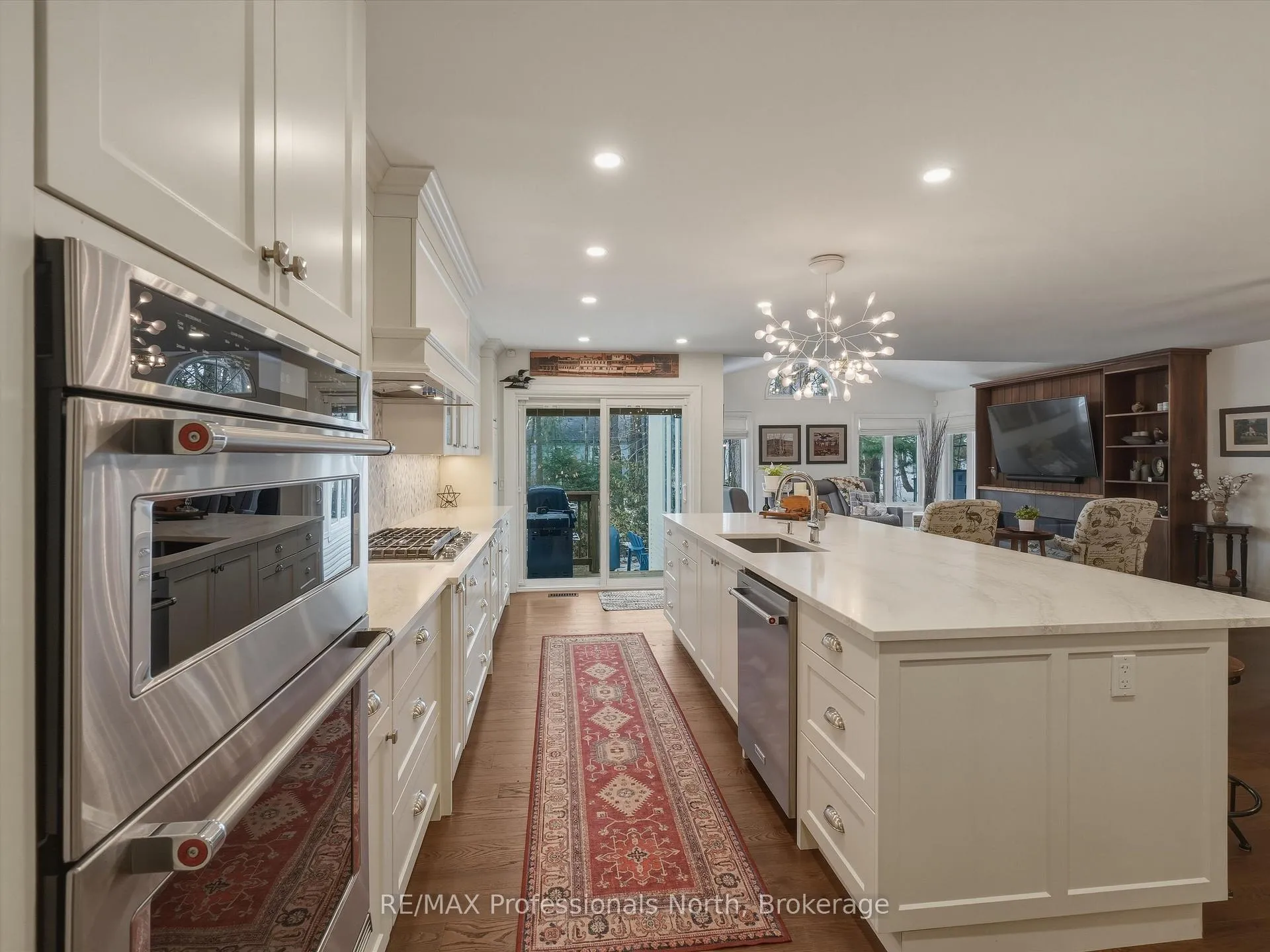 Photo 10 of 8 Woods Hollow, Gravenhurst, Muskoka (S) — HOMEH