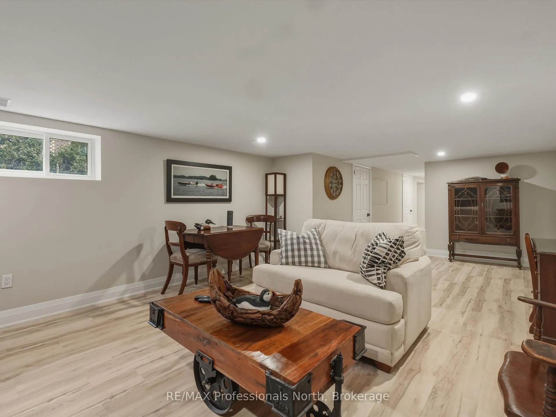 Photo 25 of 8 Woods Hollow, Gravenhurst, Muskoka (S) — HOMEH
