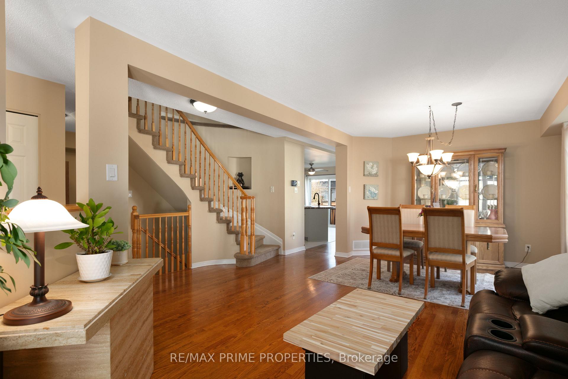 Photo 9 of 1545 Senateurs Way, Ottawa, Fallingbrook/Pineridge — HOMEH