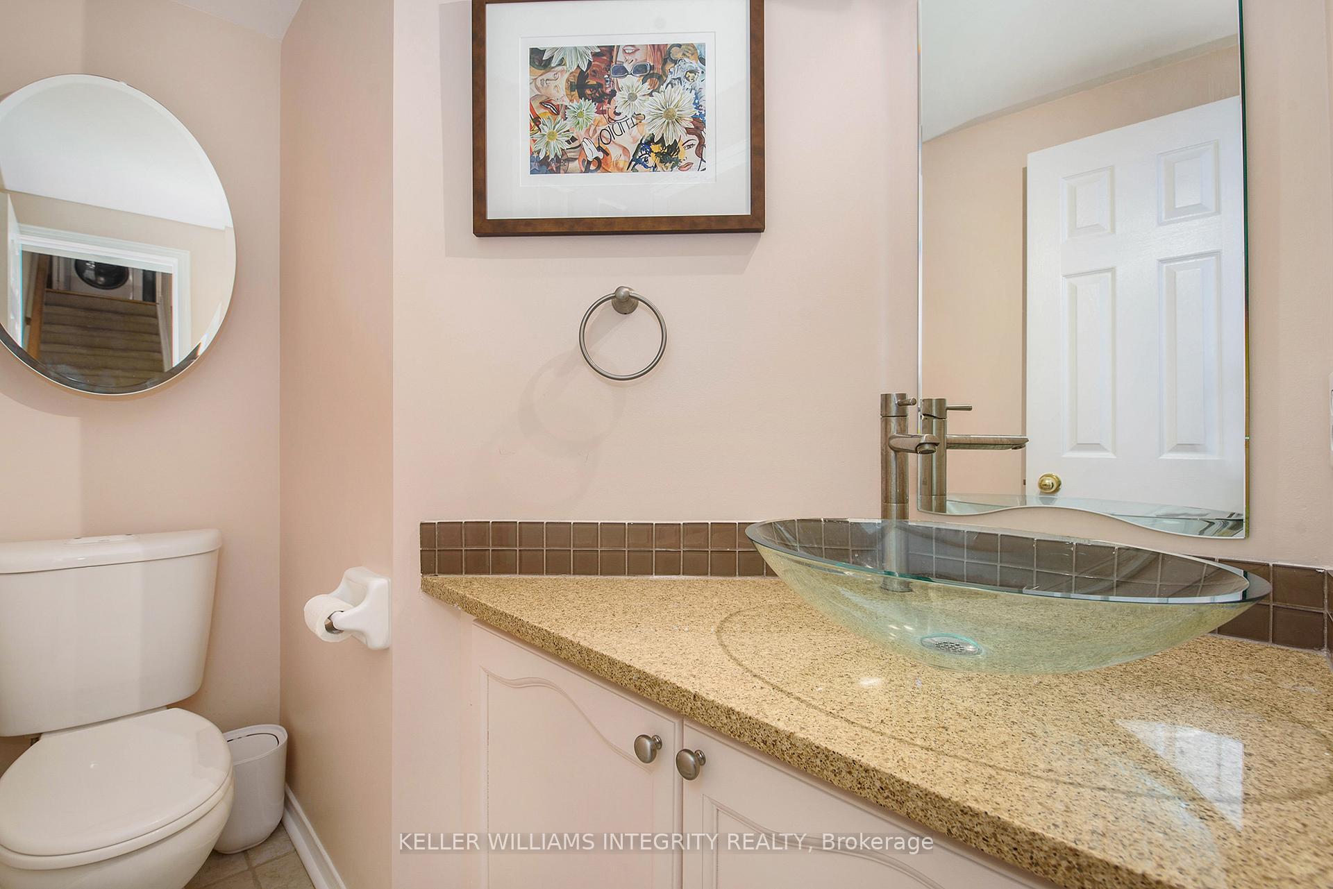 Photo 15 of 8 Cornerstone Private, Ottawa, Ottawa Centre/Golden Triangle — HOMEH