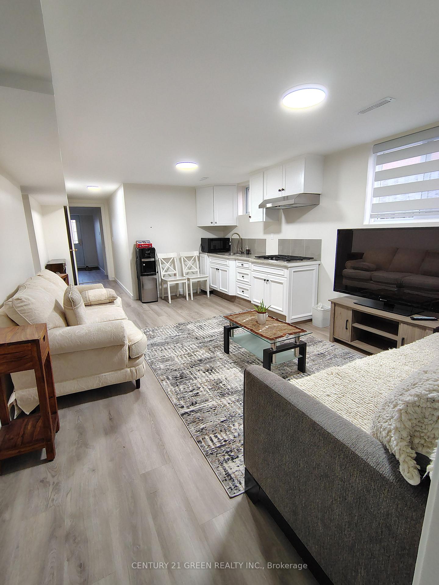 Photo 5 of 70 Orsett Street, Oakville, College Park — HOMEH