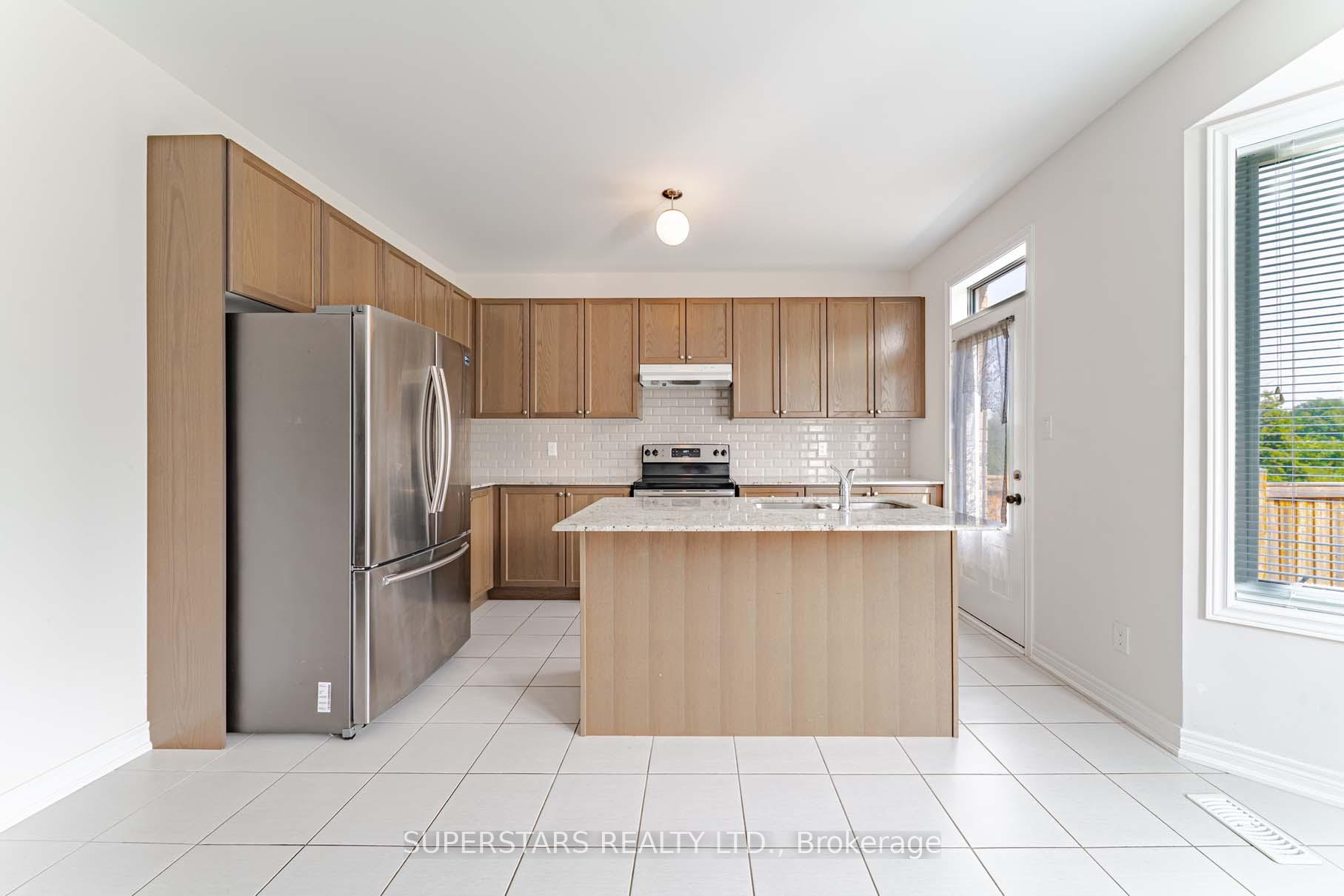 Photo 7 of 57 Pierce Place, New Tecumseth, Tottenham — HOMEH