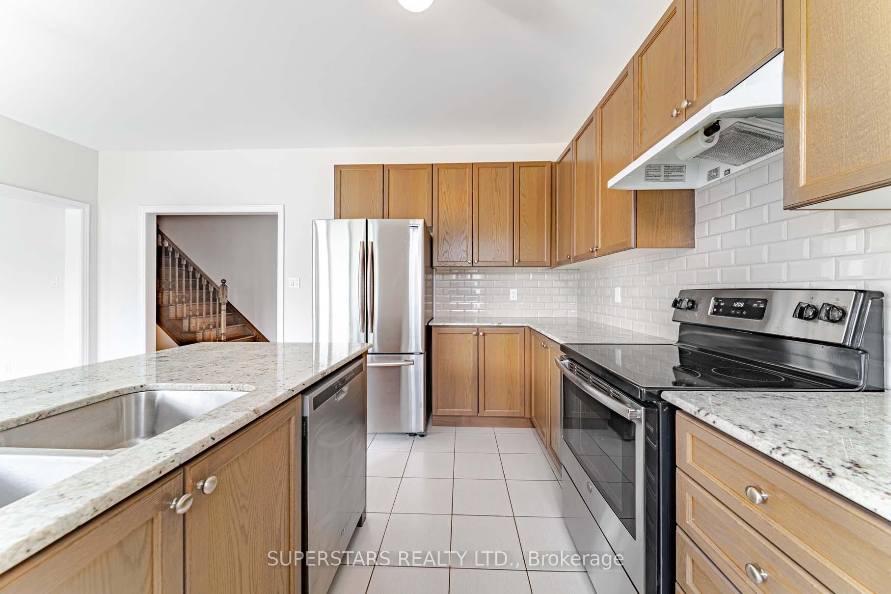 Photo 9 of 57 Pierce Place, New Tecumseth, Tottenham — HOMEH