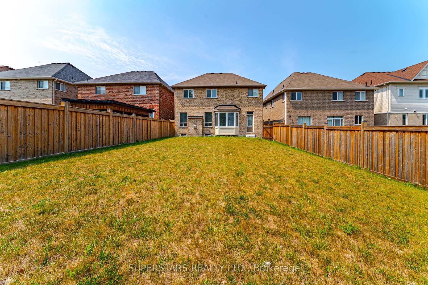 Photo 33 of 57 Pierce Place, New Tecumseth, Tottenham — HOMEH