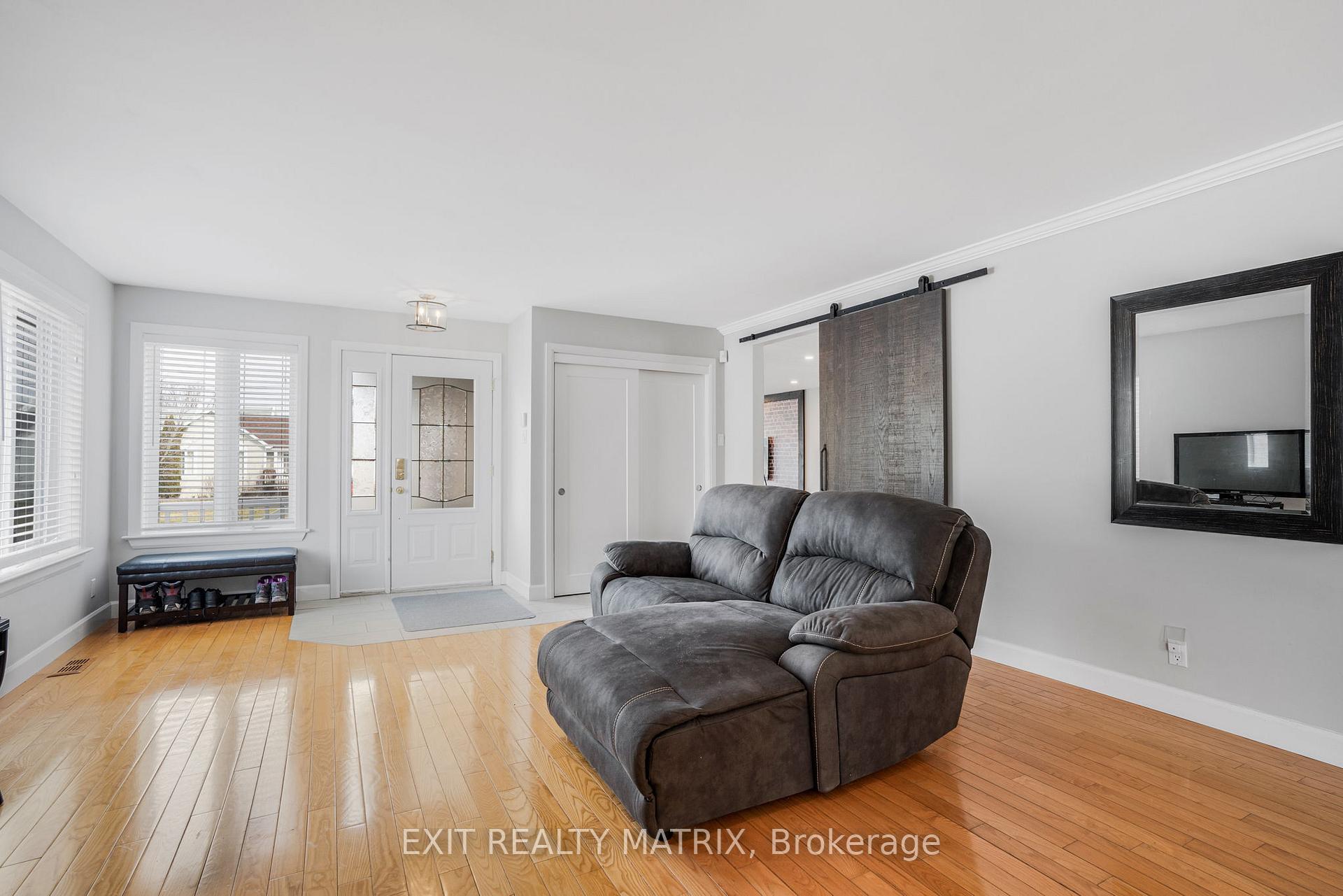 Photo 7 of 84 Anik Street, North Glengarry, Alexandria — HOMEH