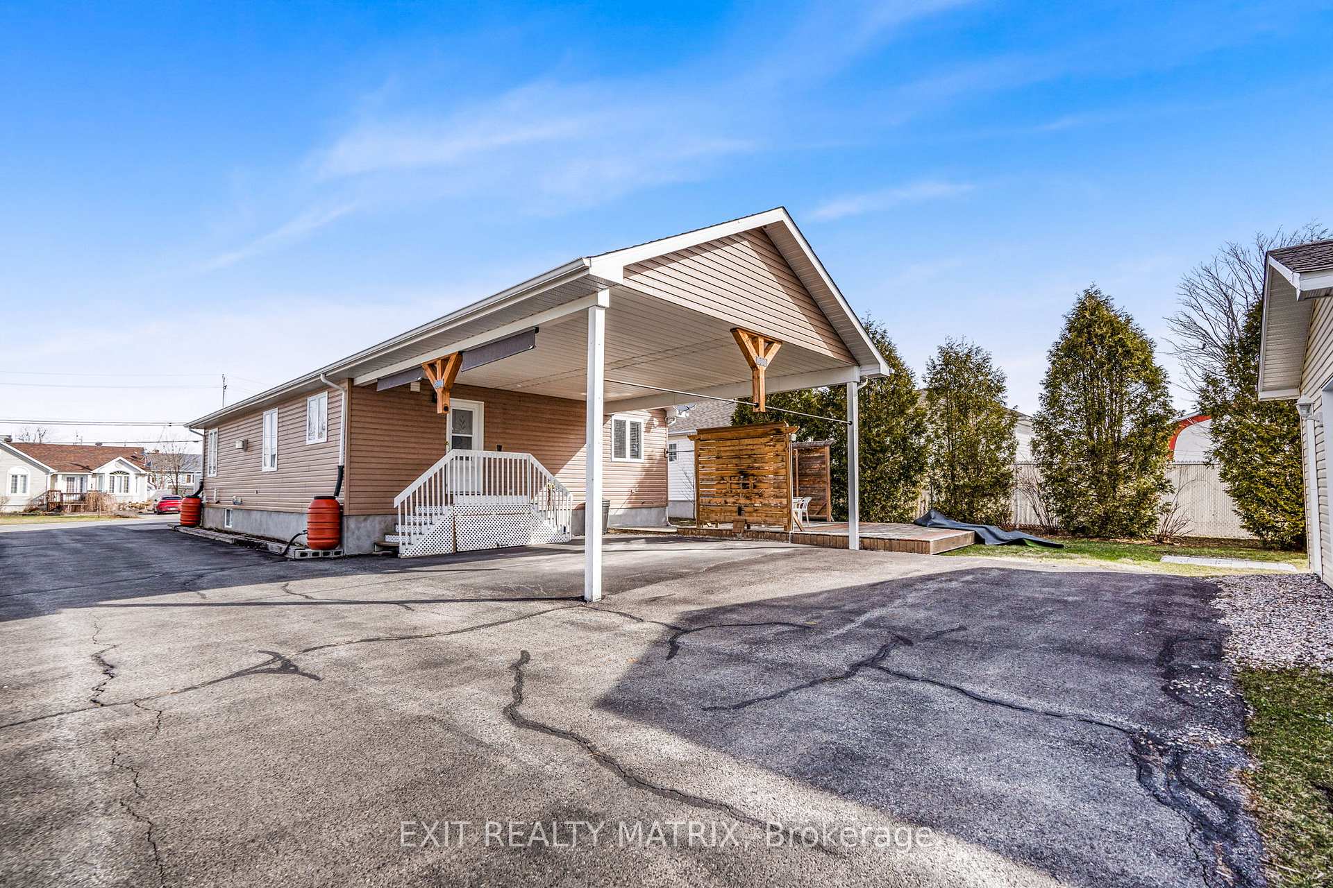 Photo 31 of 84 Anik Street, North Glengarry, Alexandria — HOMEH