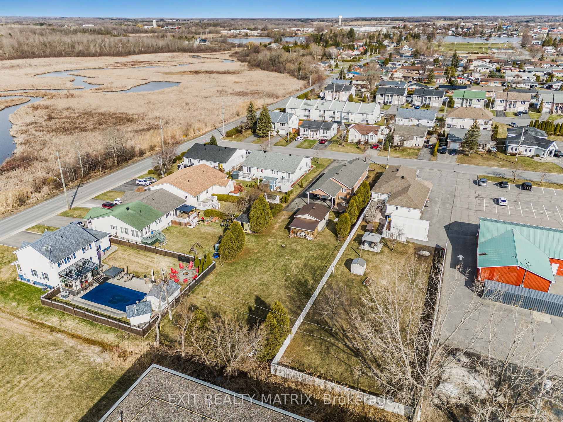 Photo 35 of 84 Anik Street, North Glengarry, Alexandria — HOMEH