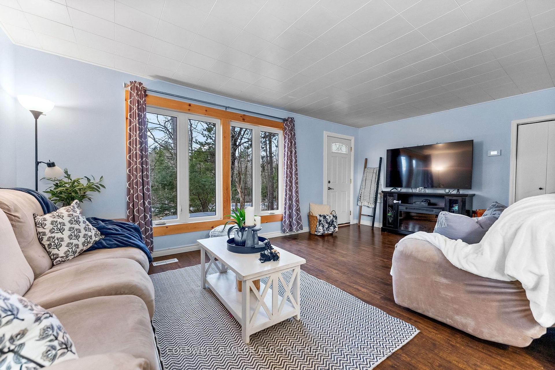Photo 5 of 58 River Street, North Kawartha — HOMEH