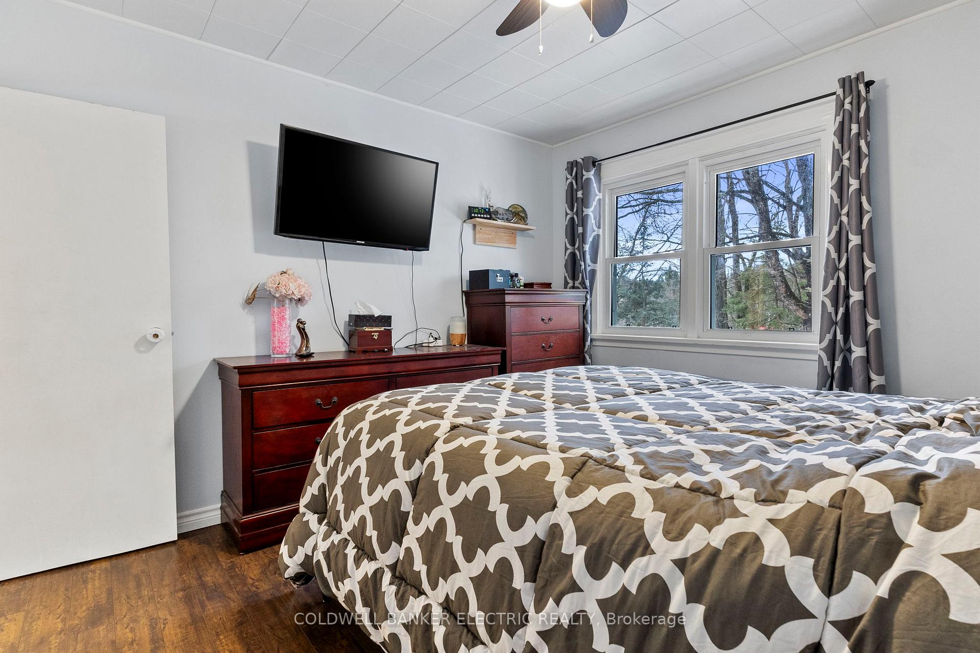Photo 15 of 58 River Street, North Kawartha — HOMEH