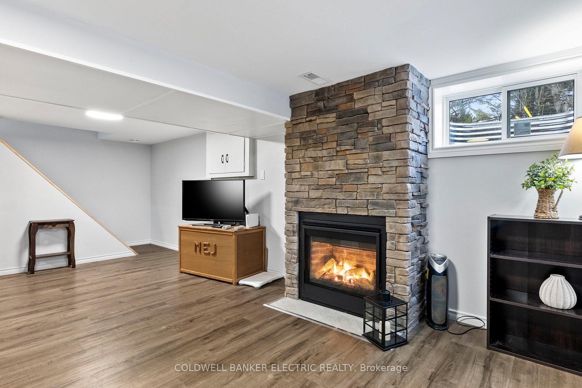 Photo 20 of 58 River Street, North Kawartha — HOMEH