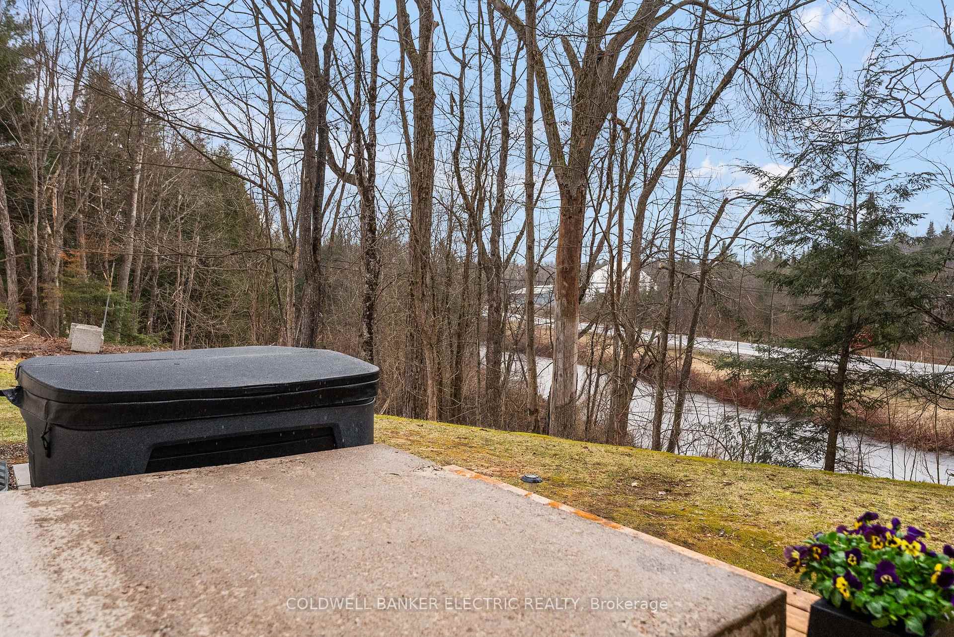 Photo 25 of 58 River Street, North Kawartha — HOMEH