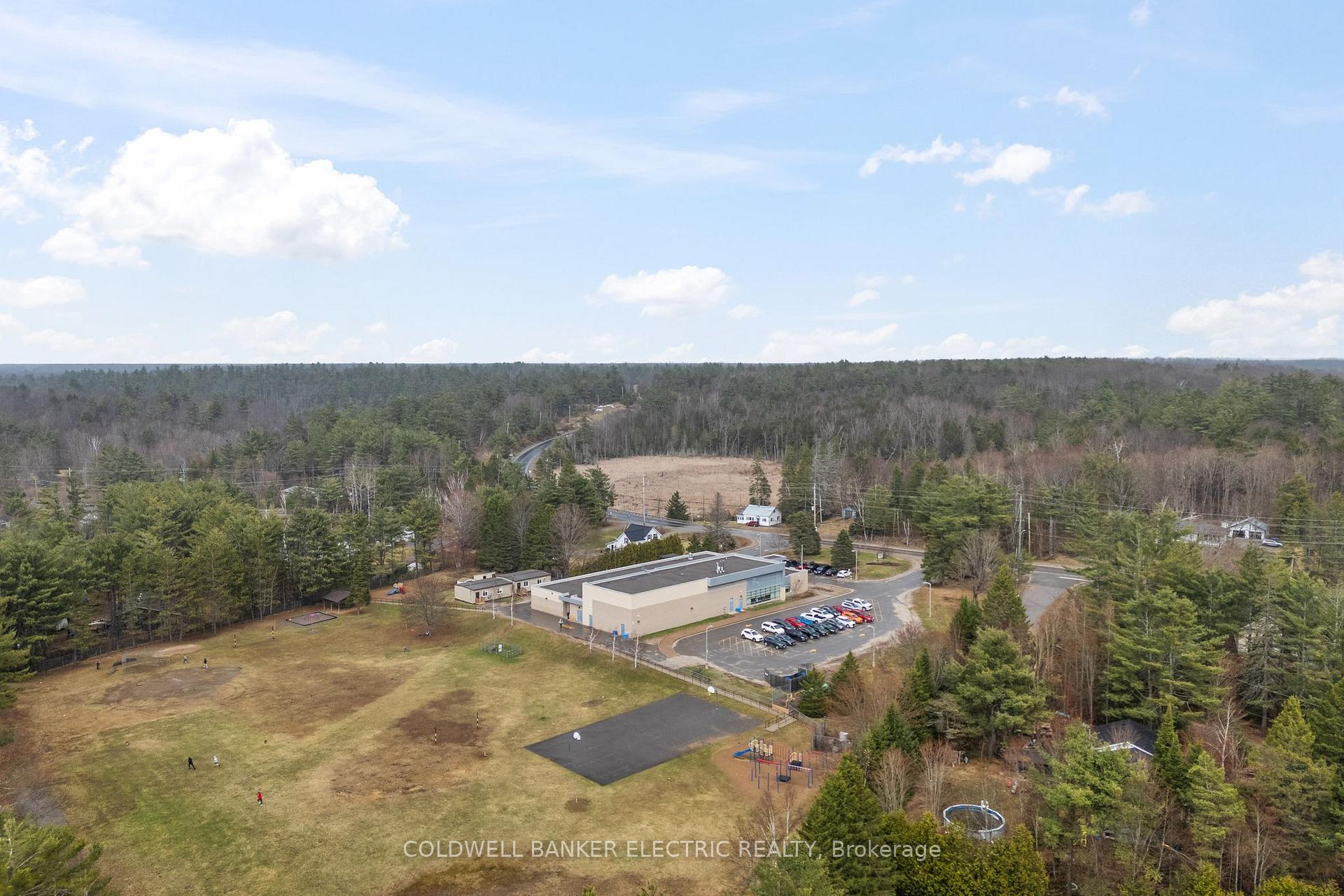 Photo 38 of 58 River Street, North Kawartha — HOMEH