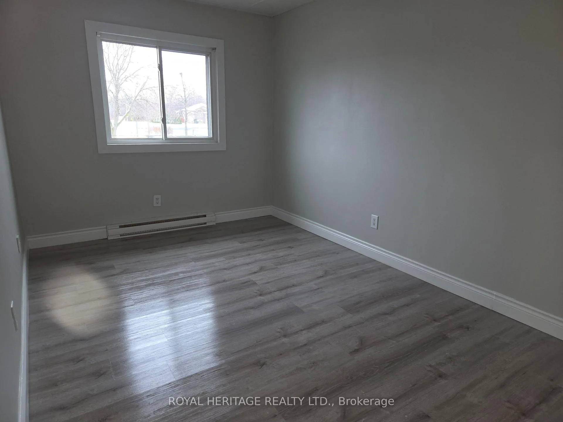 Photo 6 of Unit 211, 8800 Willoughby Drive, Niagara Falls, Chippawa — HOMEH