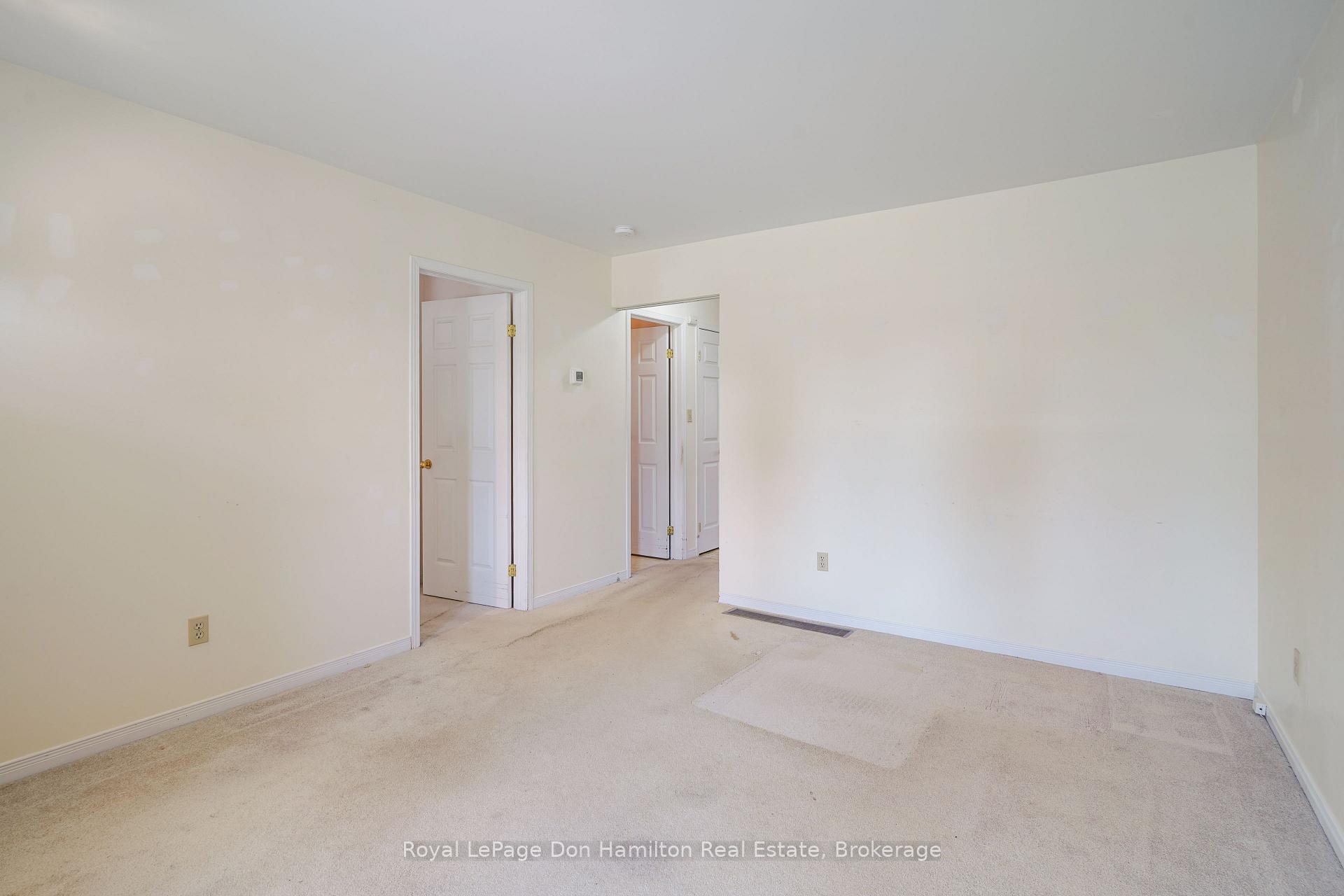 Photo 13 of 695 Reserve Avenue S, North Perth, Listowel — HOMEH