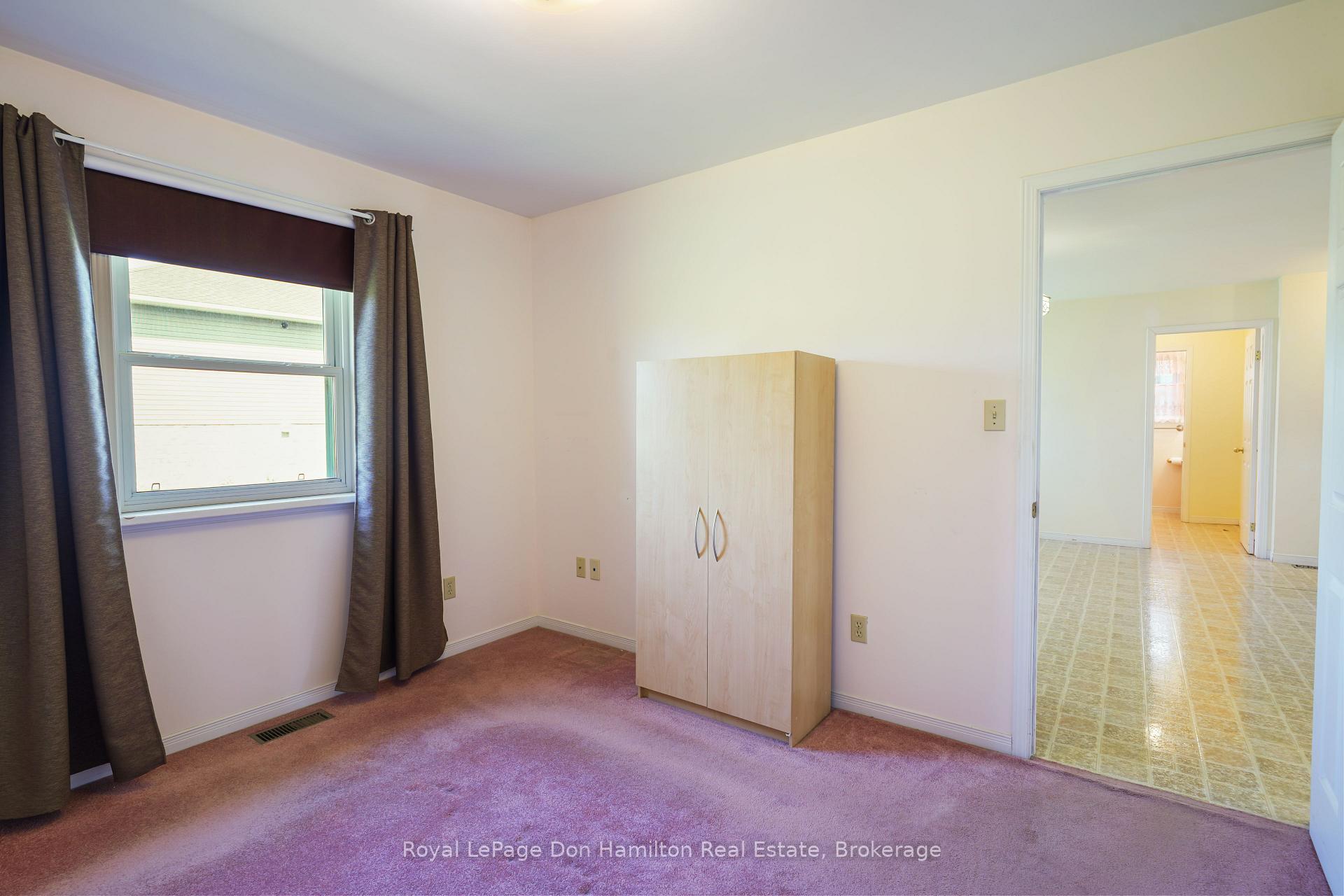 Photo 19 of 695 Reserve Avenue S, North Perth, Listowel — HOMEH