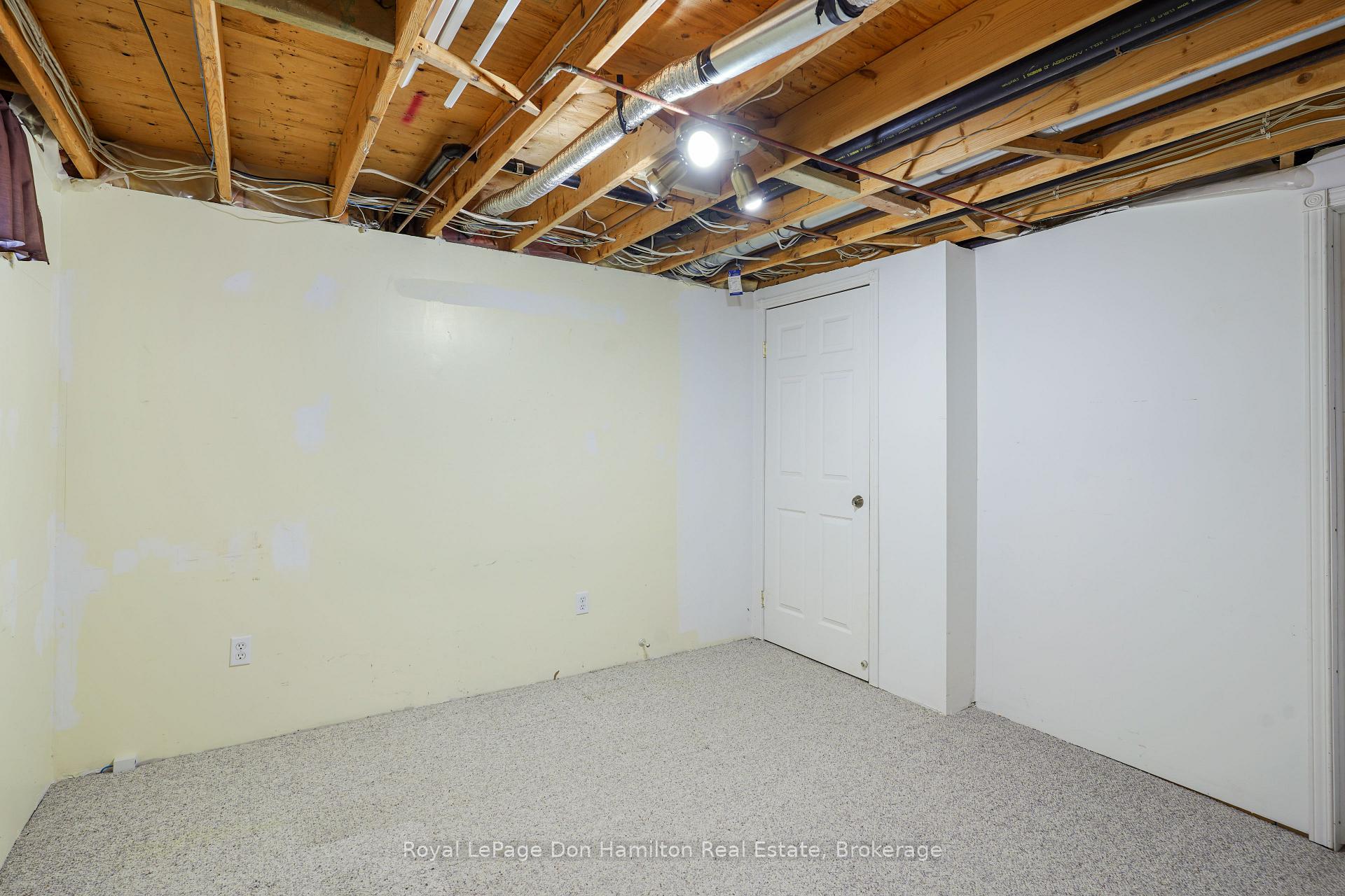 Photo 29 of 695 Reserve Avenue S, North Perth, Listowel — HOMEH