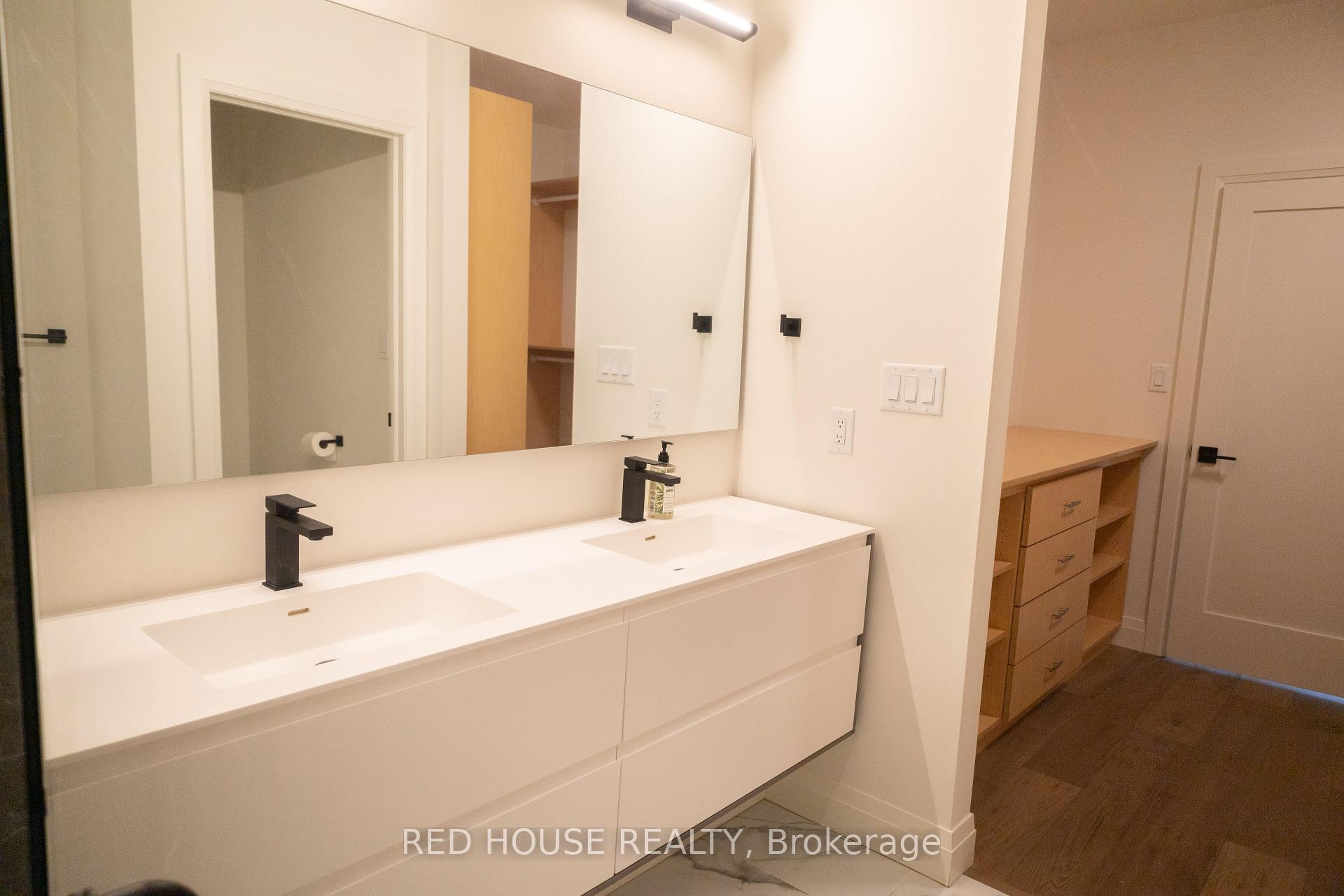 Photo 16 of 100 Lametti Drive, Pelham, Fonthill — HOMEH