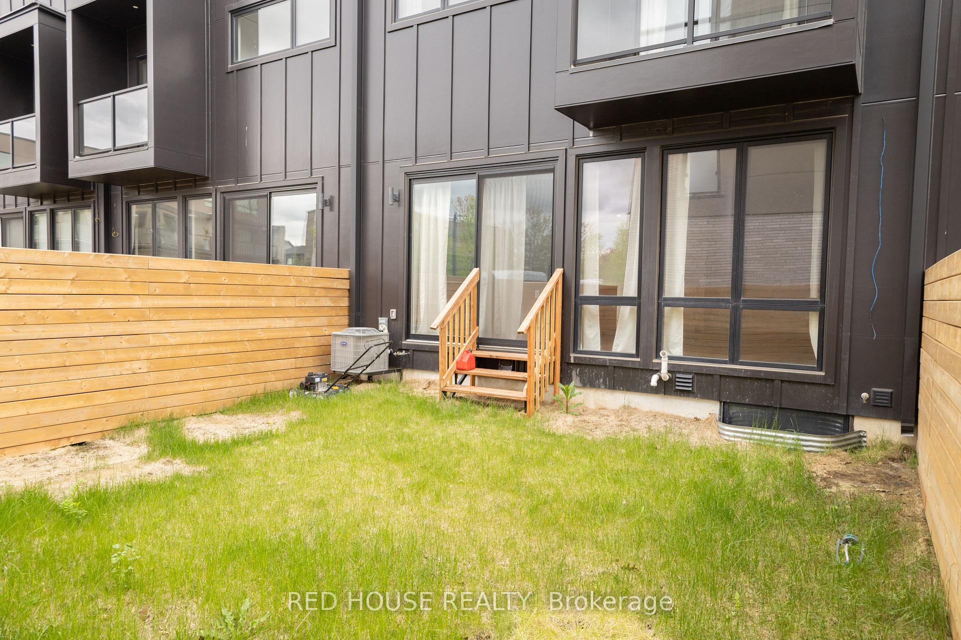 Photo 28 of 100 Lametti Drive, Pelham, Fonthill — HOMEH