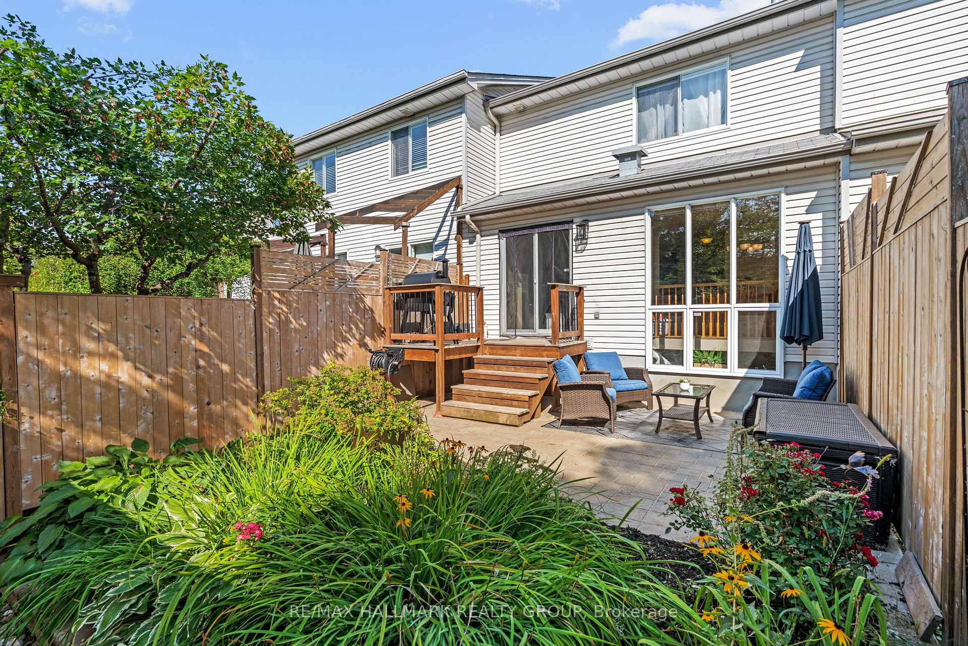 Photo 31 of 62 College Circle, Ottawa, Castle Heights — HOMEH