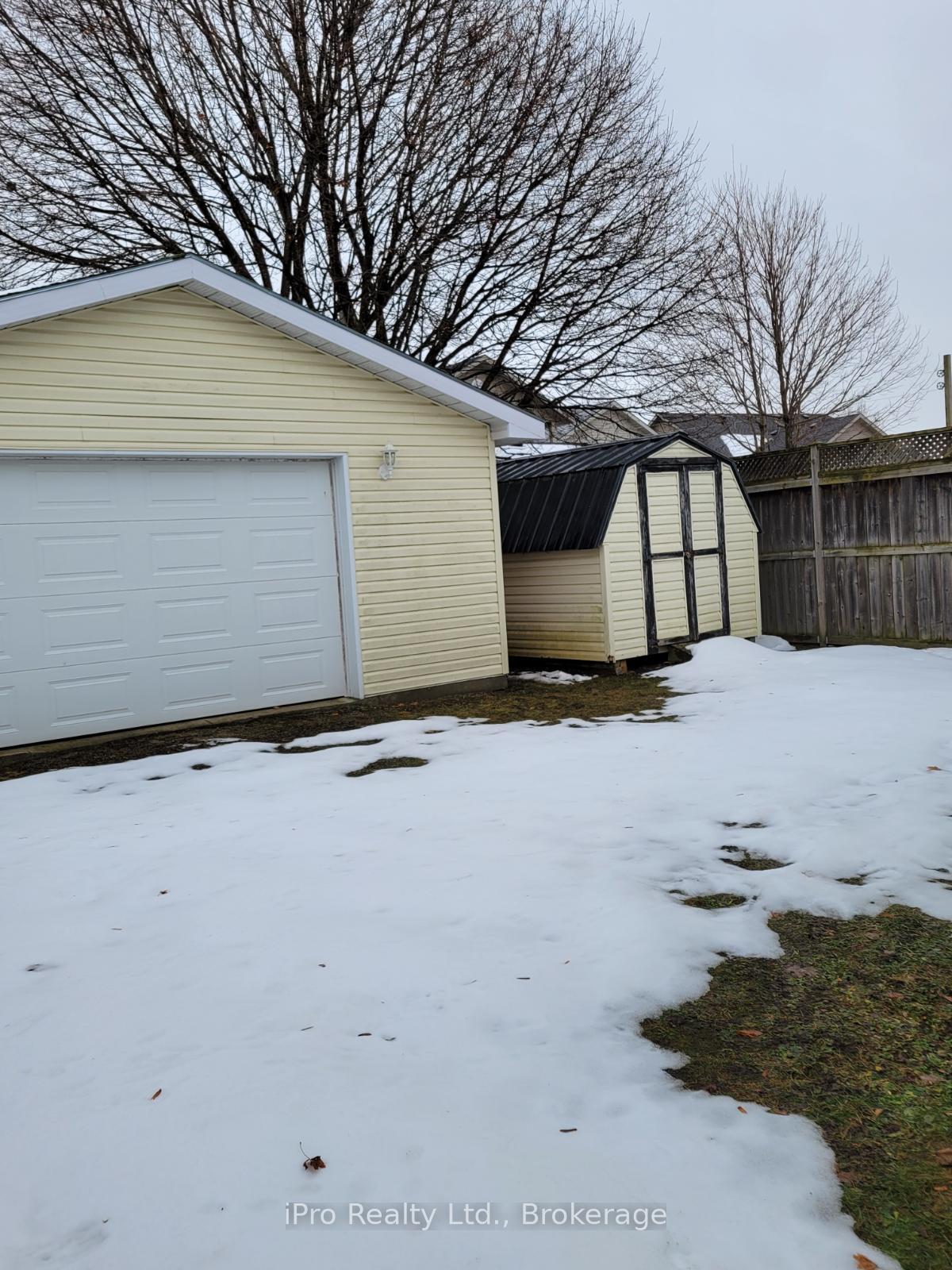 Photo 2 of 419 Highland Drive, North Huron, Wingham — HOMEH