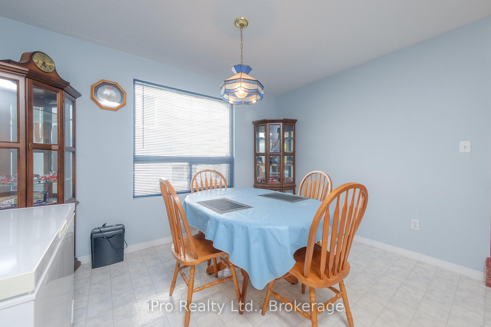 Photo 4 of 419 Highland Drive, North Huron, Wingham — HOMEH
