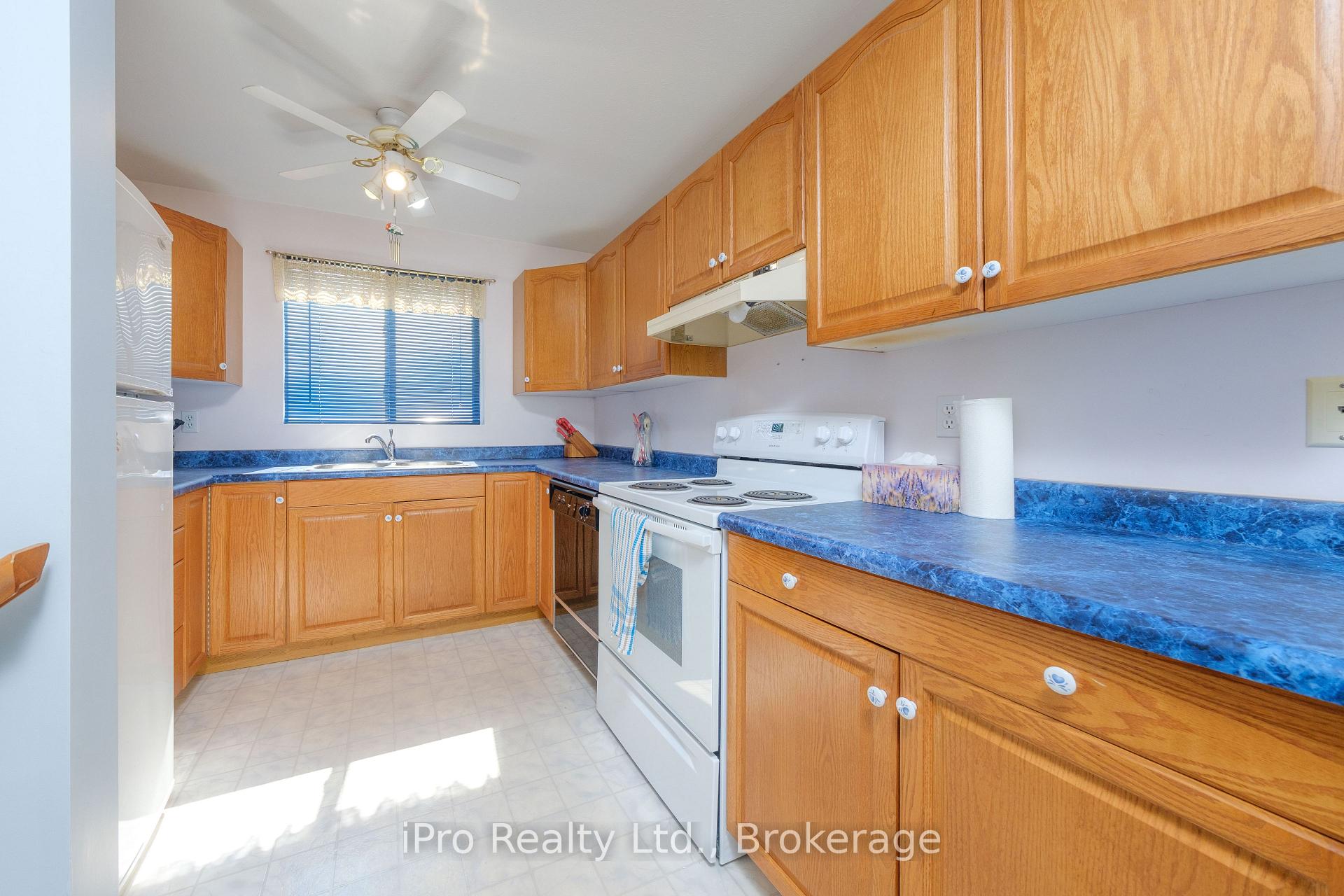 Photo 5 of 419 Highland Drive, North Huron, Wingham — HOMEH