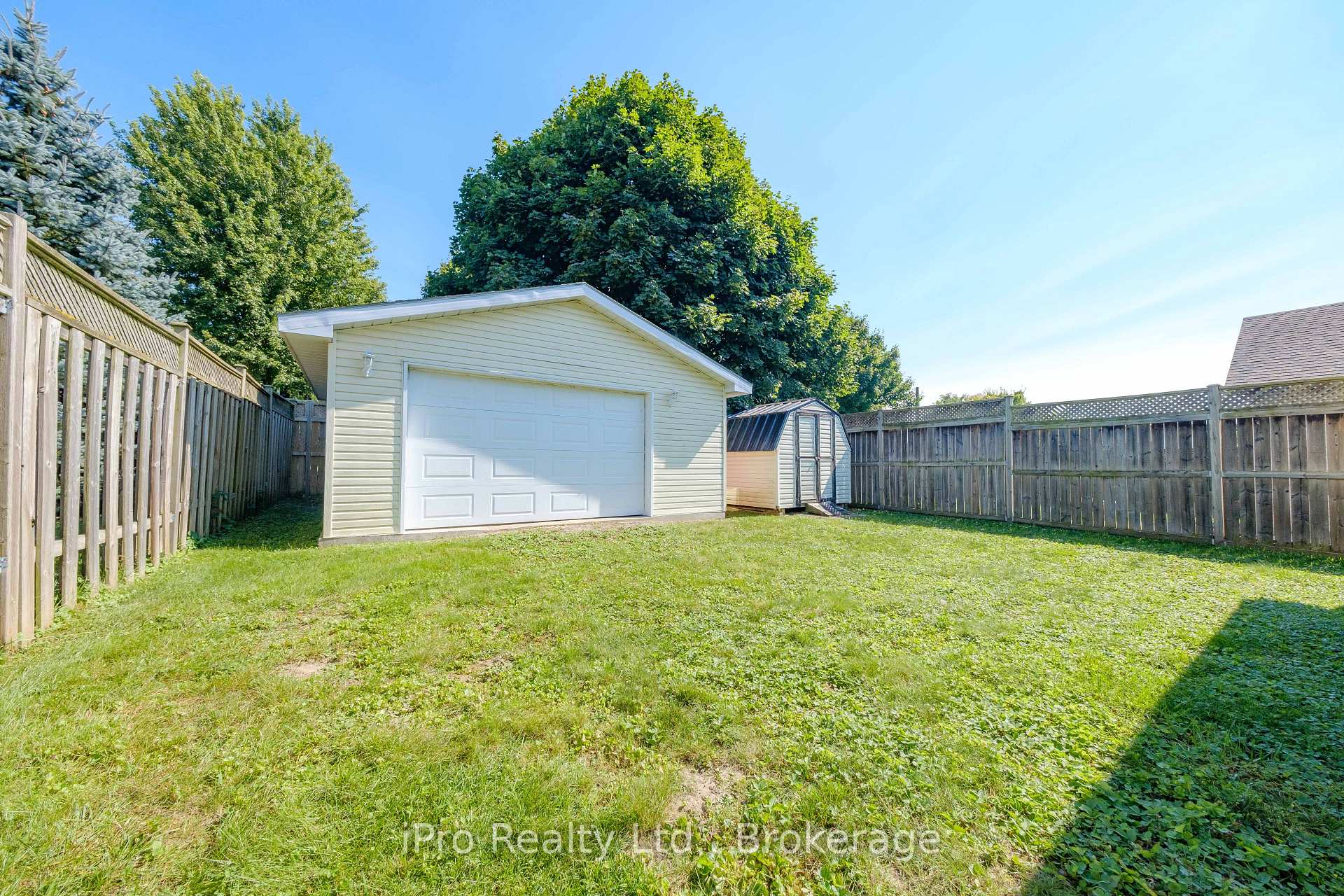 Photo 13 of 419 Highland Drive, North Huron, Wingham — HOMEH